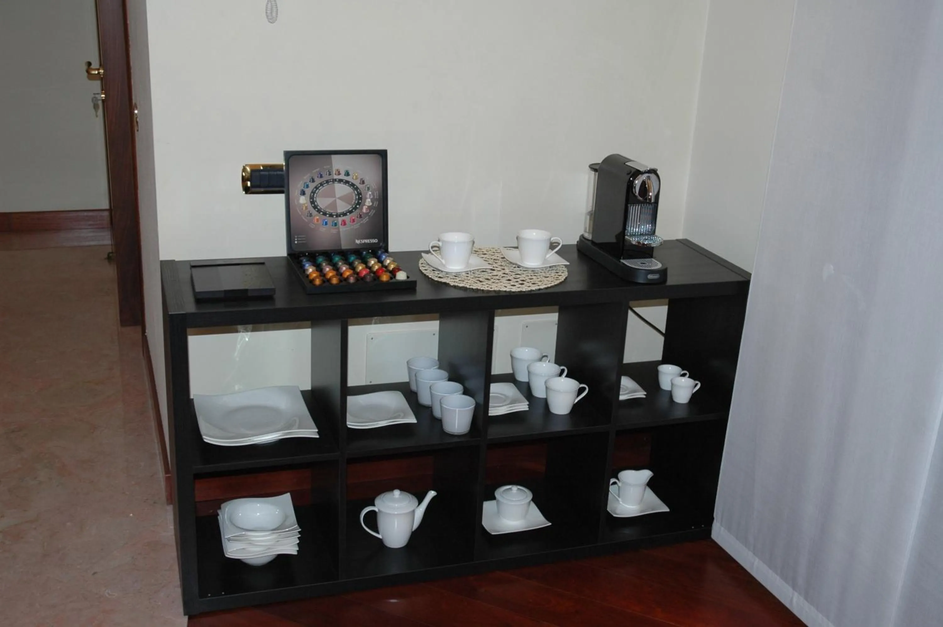 Restaurant/places to eat in B&B Nelly