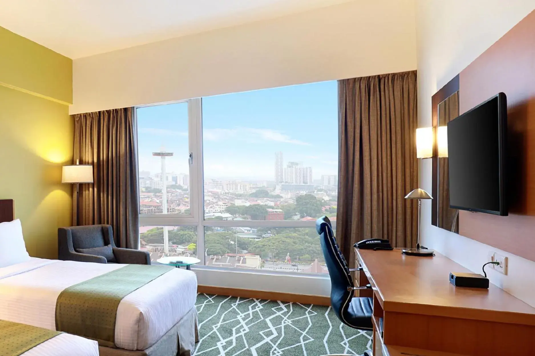 2 Single Beds Standard Lounge Access City View in Holiday Inn Melaka by IHG 2 Single Beds Standard Lounge Access City View in Holiday Inn Melaka by IHG