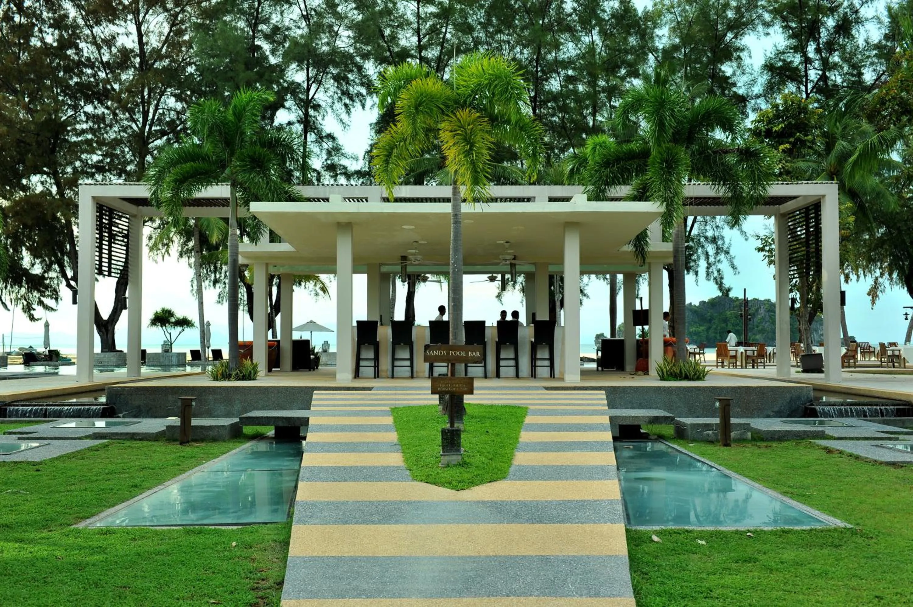 Lounge or bar in Tanjung Rhu Resort