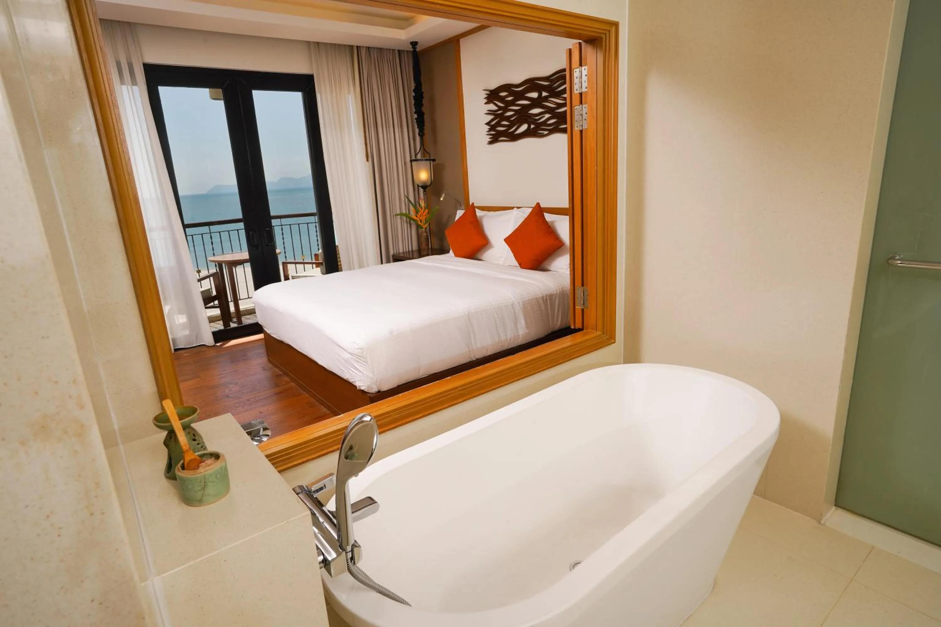 Bed in Tanjung Rhu Resort