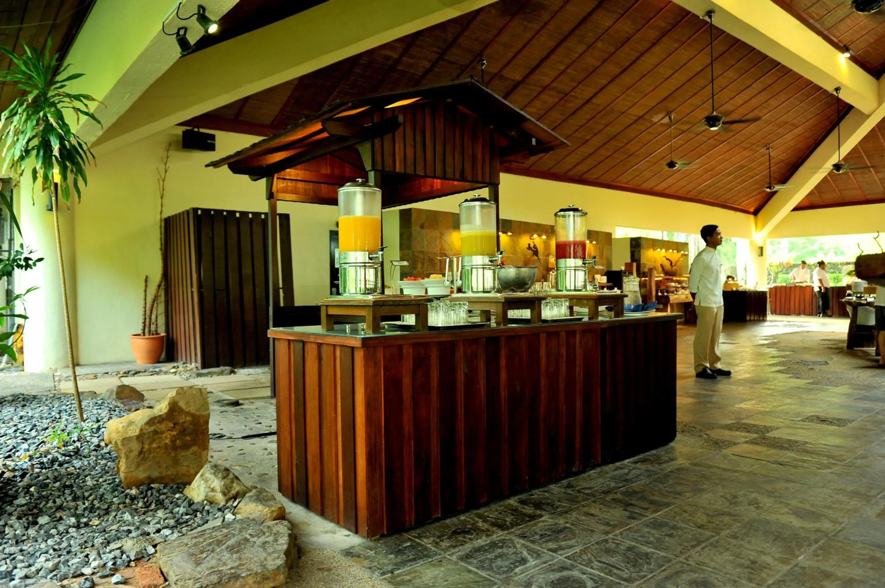 Restaurant/places to eat in Tanjung Rhu Resort