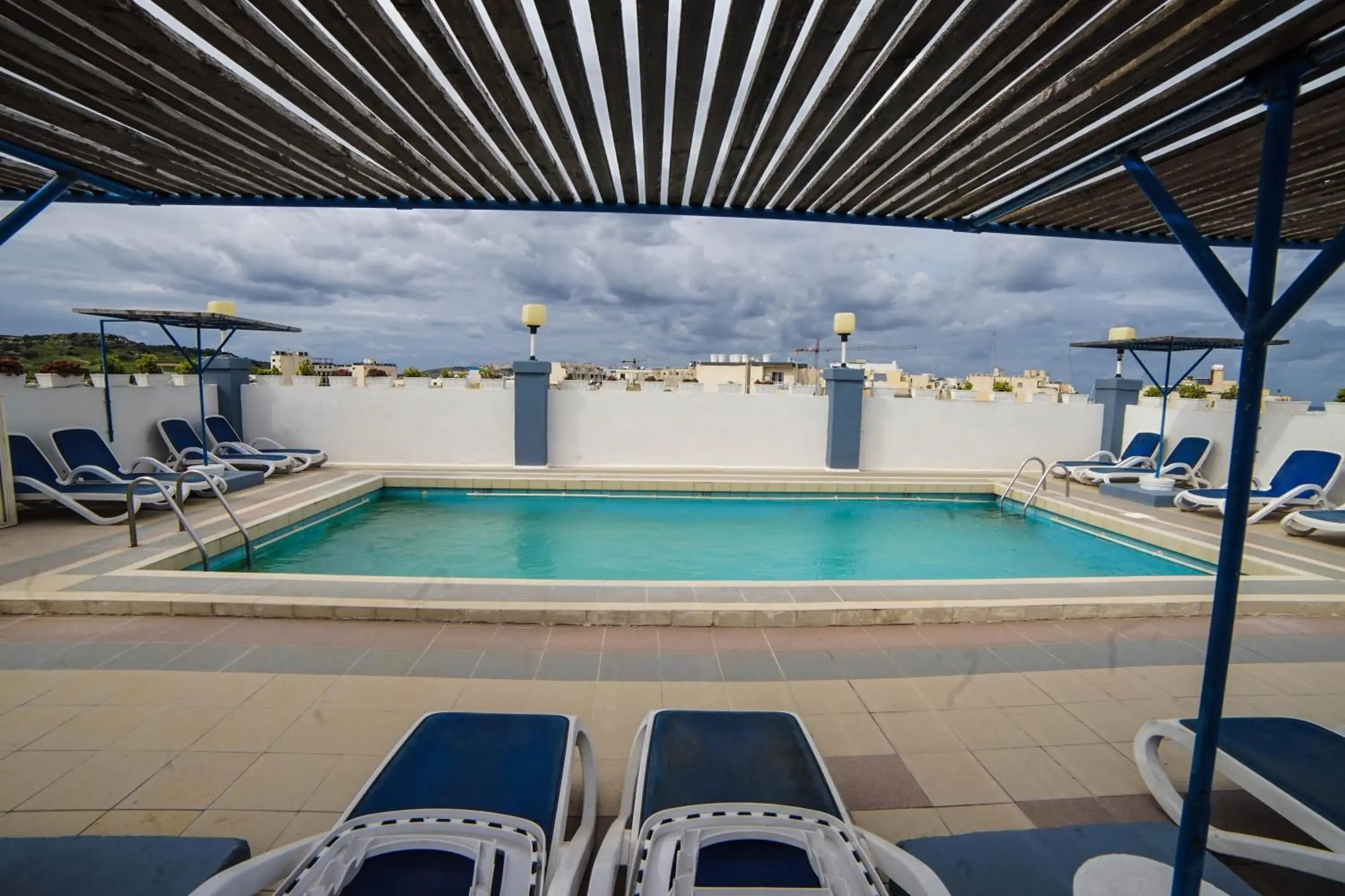 Swimming pool in Coral Hotel Swimming pool in Coral Hotel