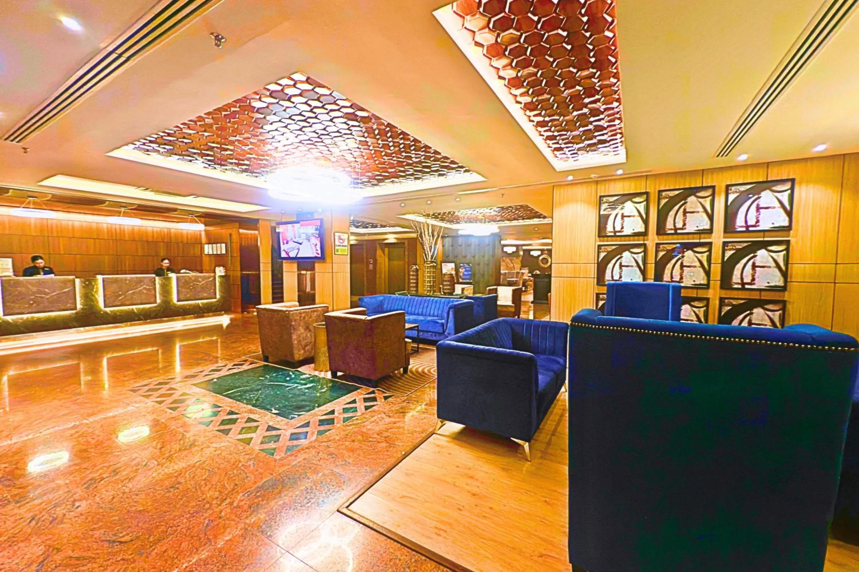 Lobby or reception in Hotel Shangri-la Kota Kinabalu