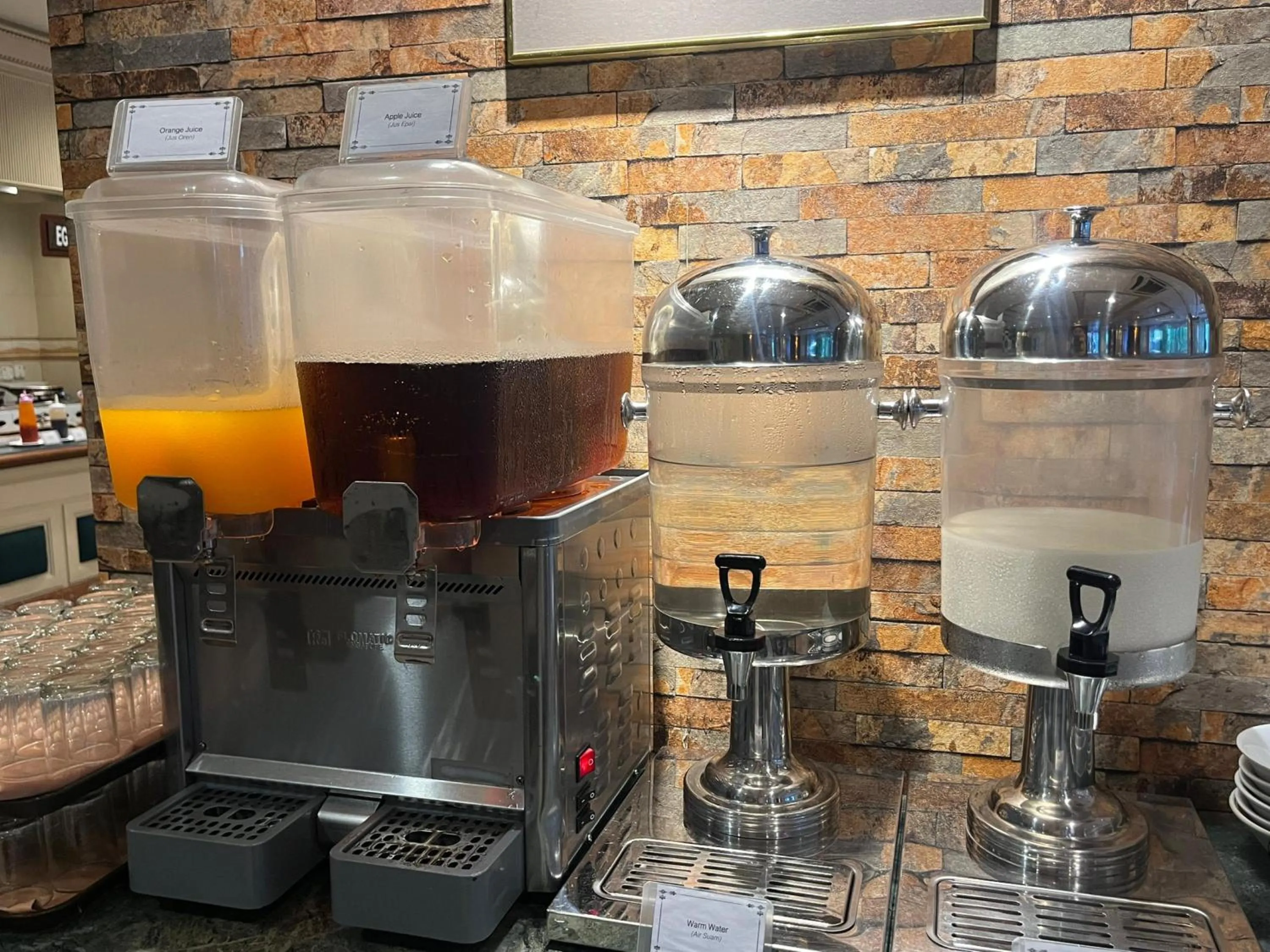 Food and drinks in Hotel Shangri-la Kota Kinabalu