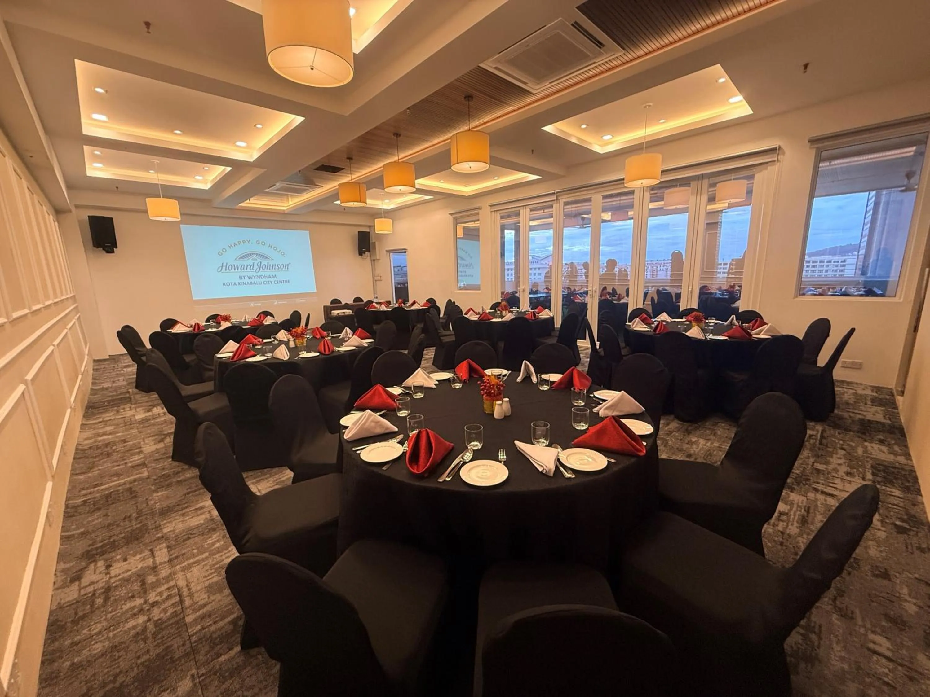 Banquet/Function facilities in Howard Johnson by Wyndham Kota Kinabalu City Centre, formerly Hotel Shangri-La Kota Kinabalu