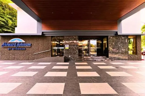 Howard Johnson by Wyndham Kota Kinabalu City Centre, formerly Hotel Shangri-La Kota Kinabalu