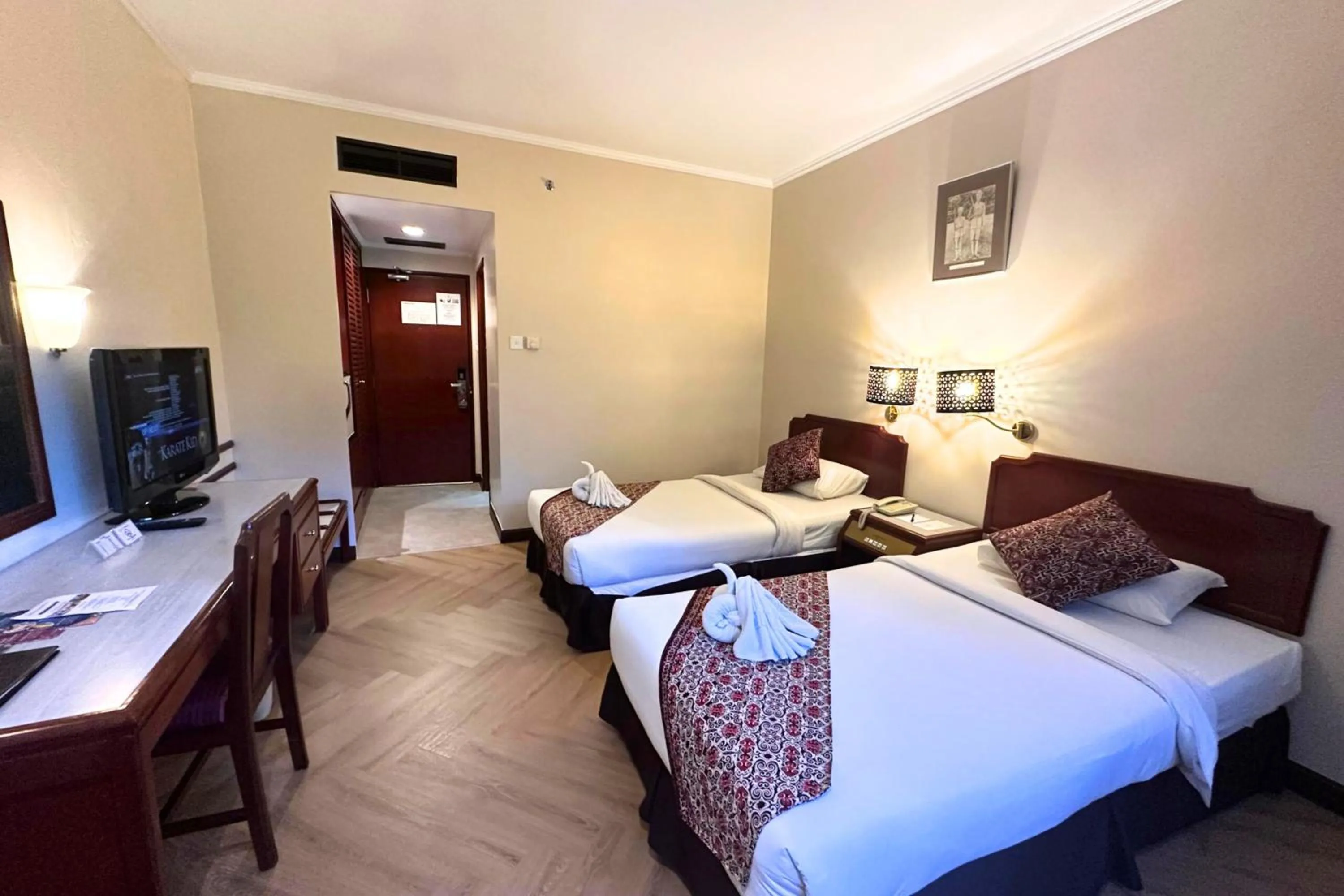 Bed in Hotel Shangri-la Kota Kinabalu