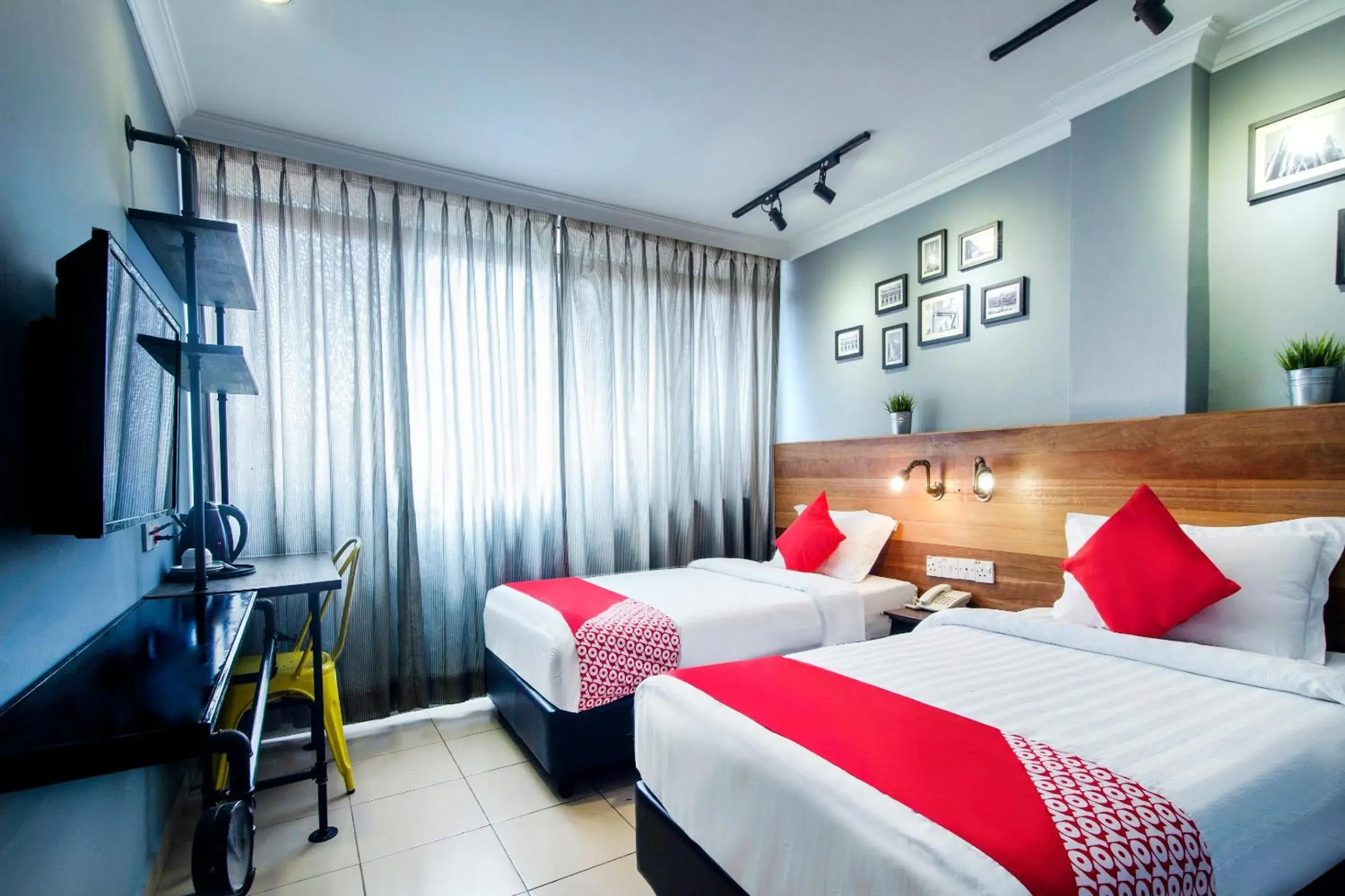 Bedroom, Bed in OYO 761 City Hotel Bedroom, Bed in OYO 761 City Hotel