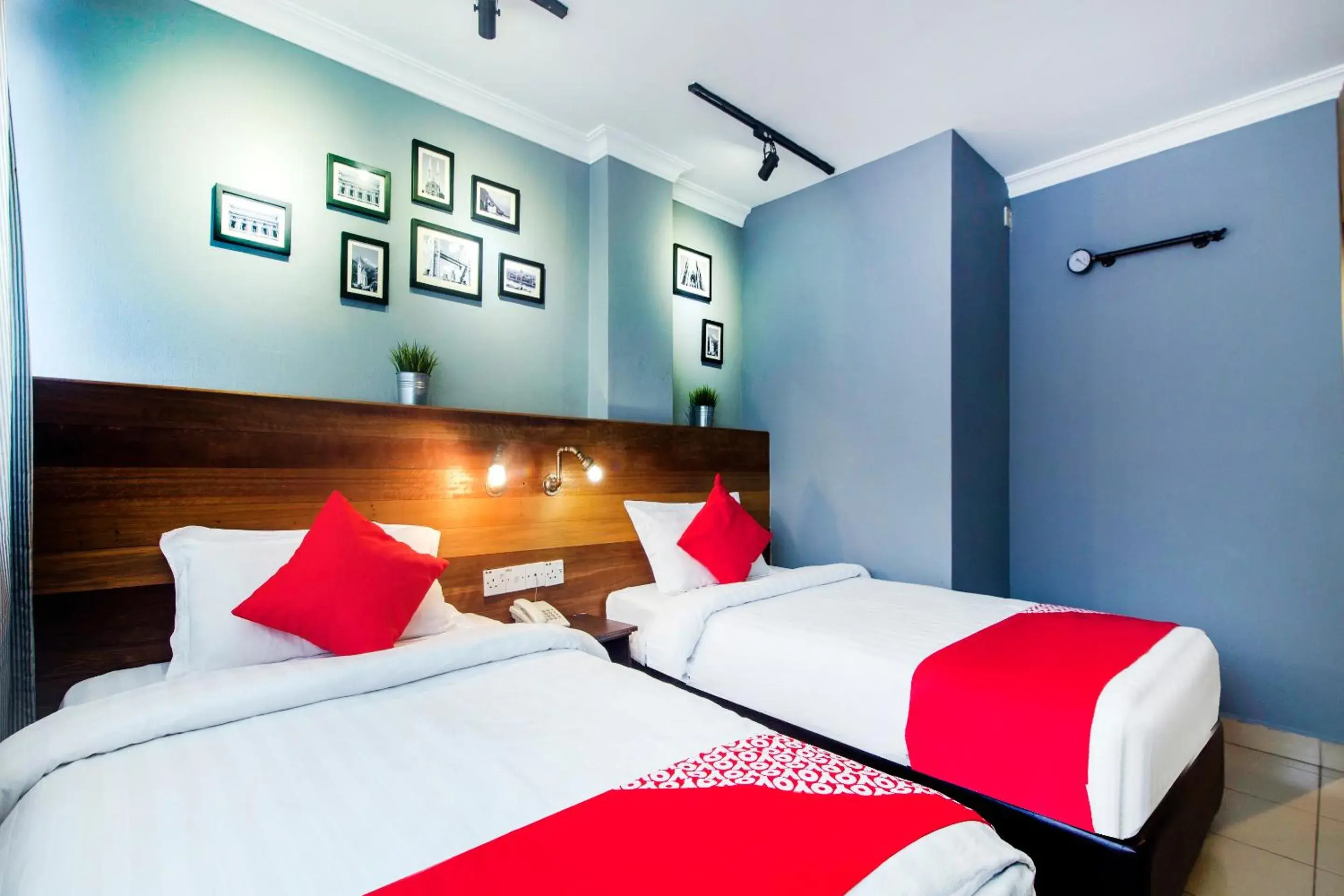 Bedroom, Bed in OYO 761 City Hotel Bedroom, Bed in OYO 761 City Hotel