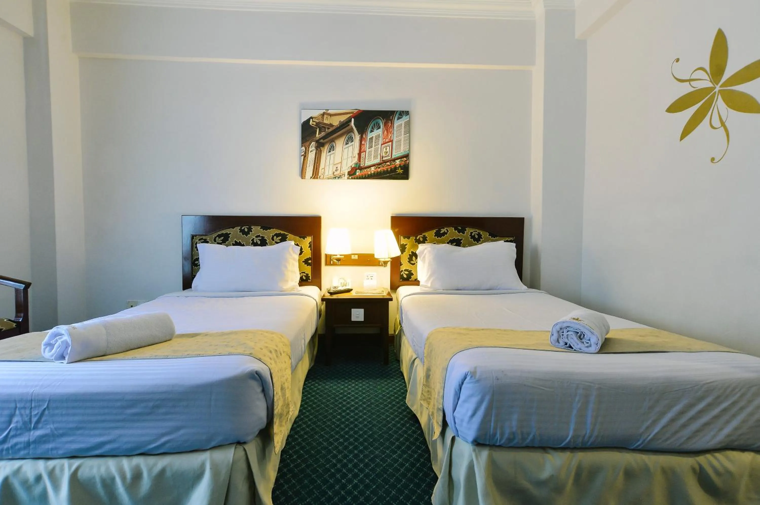 Photo of the whole room, Bed in Hotel Seri Malaysia Melaka