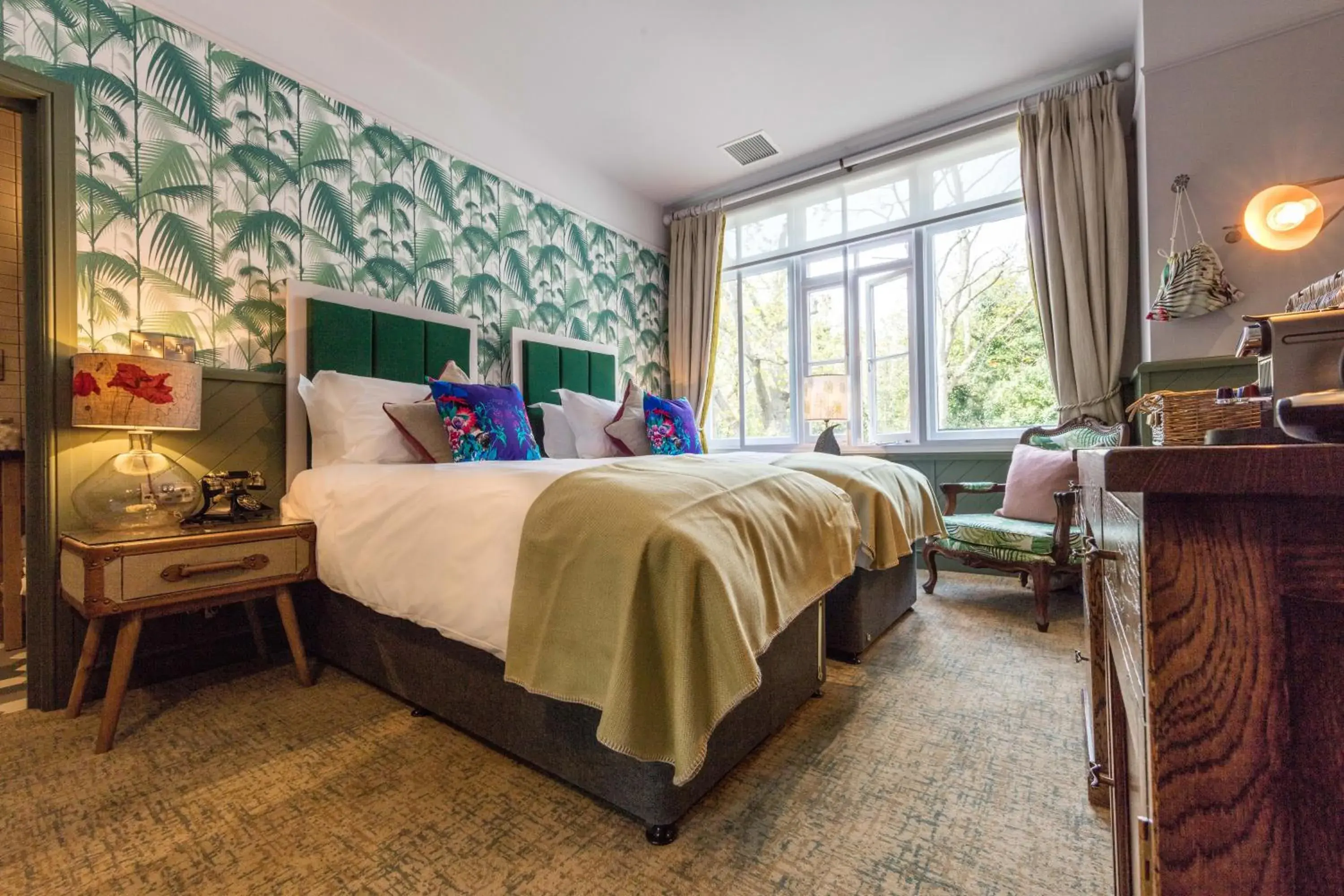 Twin Room in Hand and Spear Twin Room in Hand and Spear
