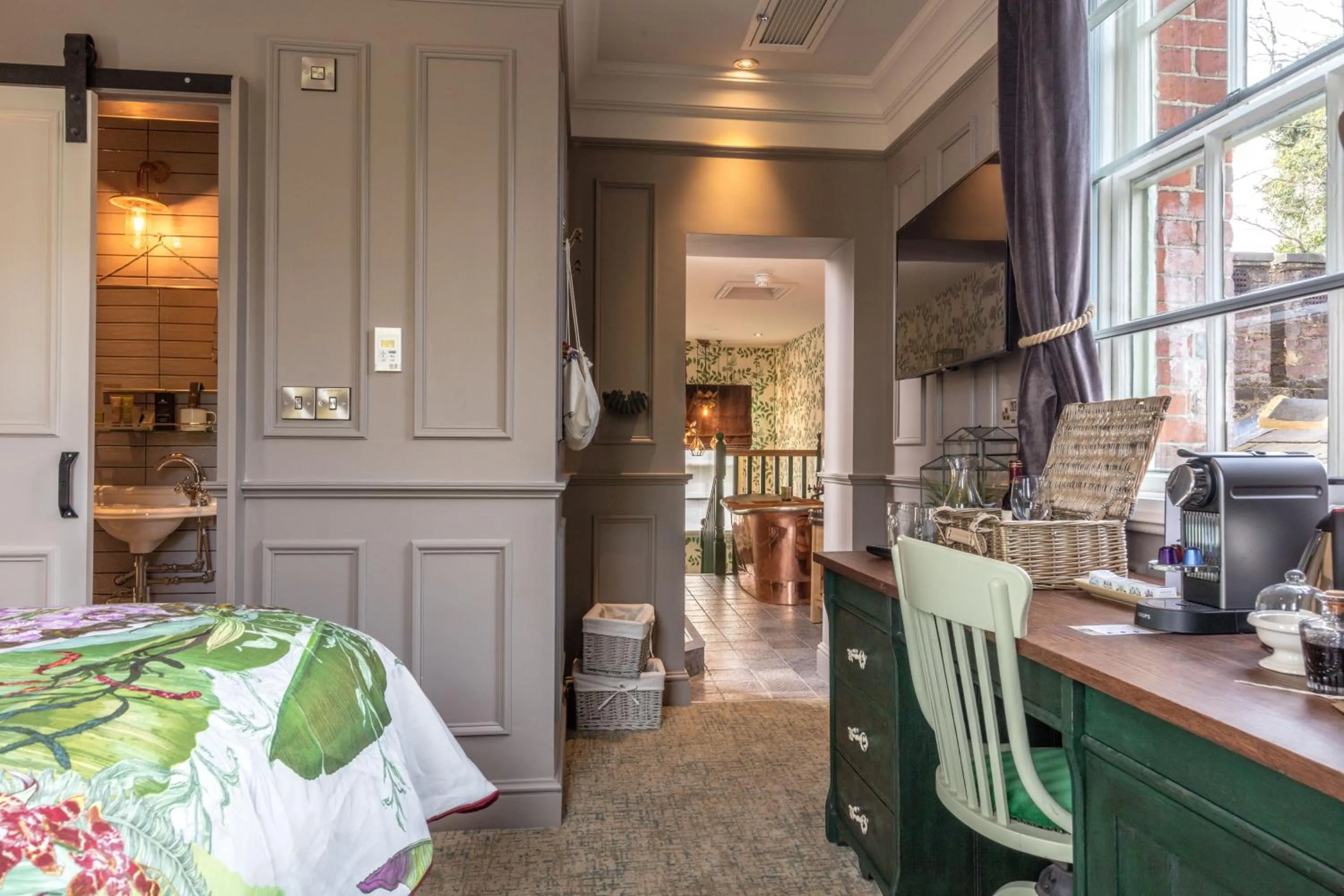 Day in Hand and Spear