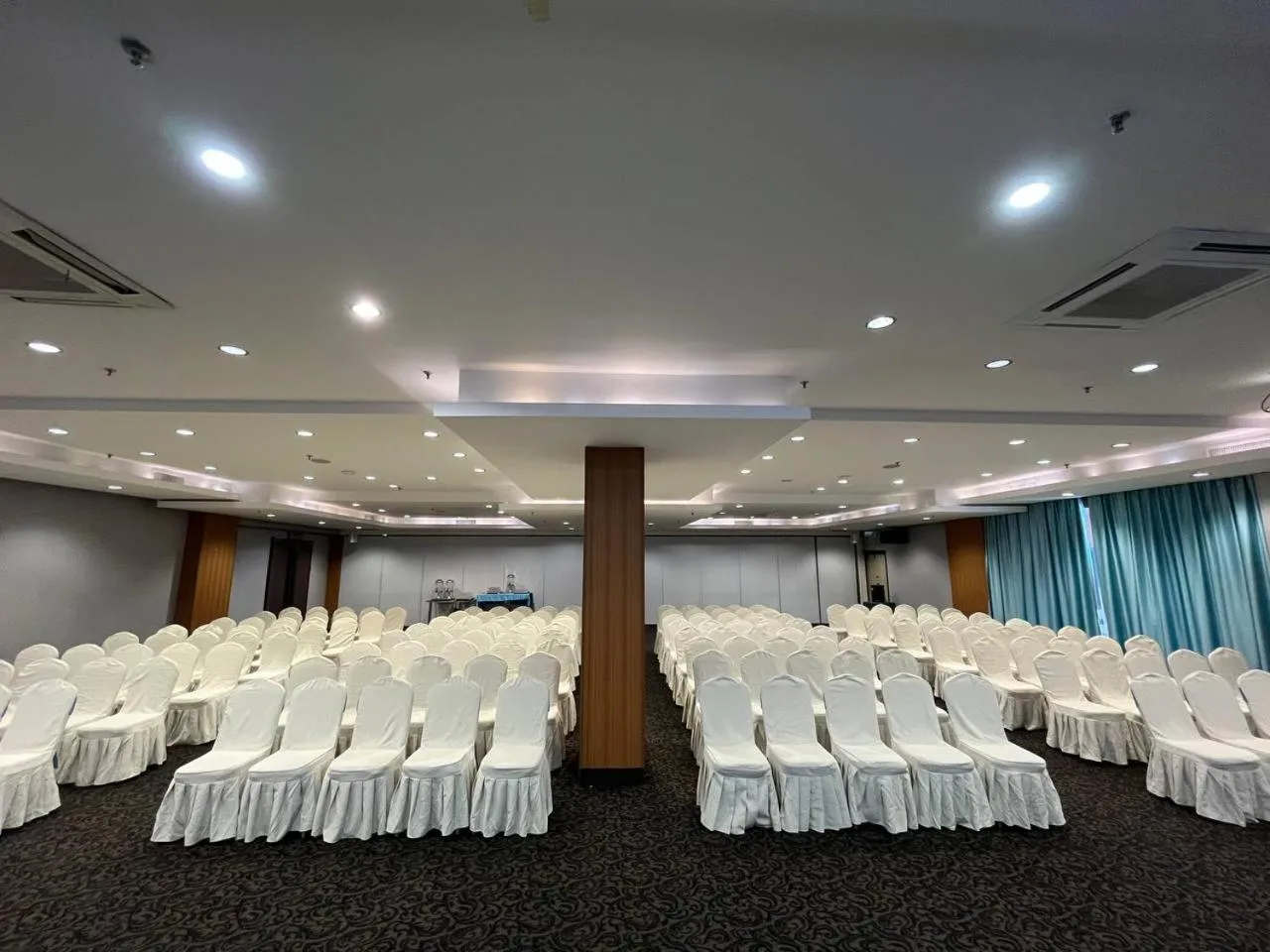 Meeting/conference room in Langkawi Seaview Hotel