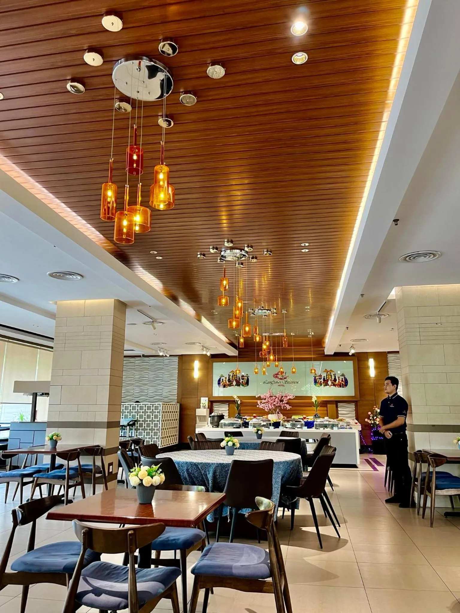 Restaurant/places to eat in Langkawi Seaview Hotel