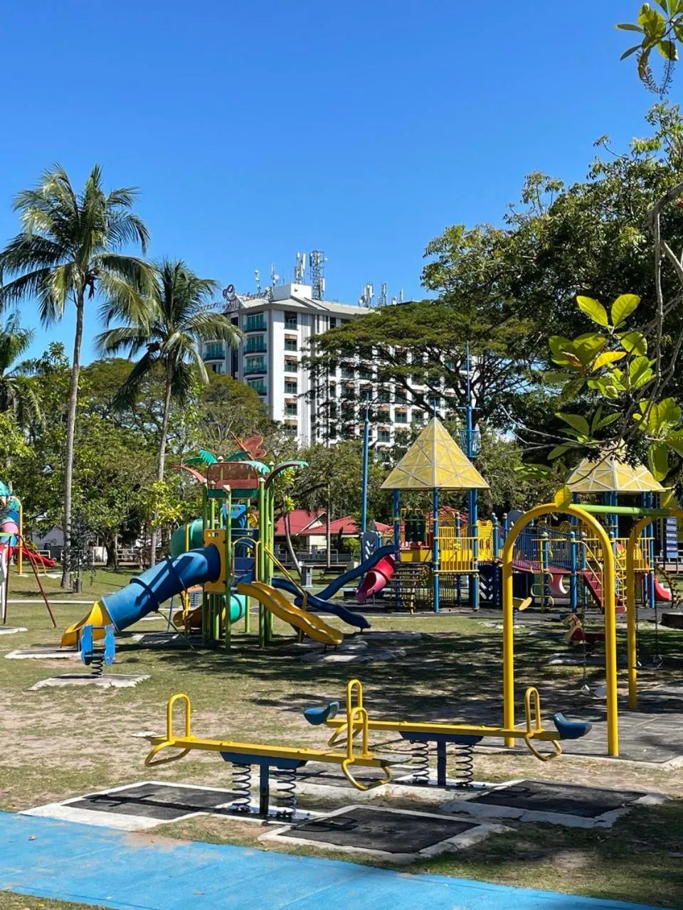 Area and facilities in Langkawi Seaview Hotel
