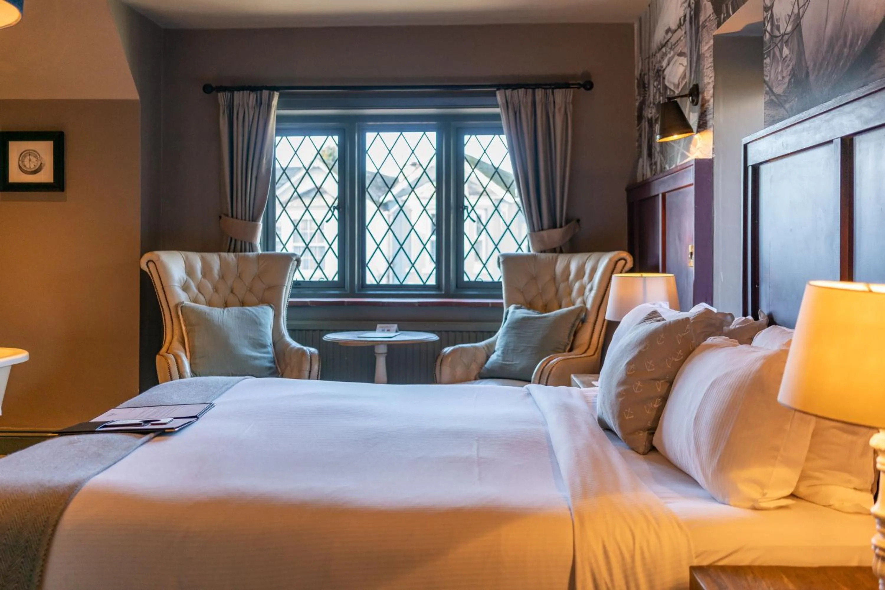 Bed in The Mayflower