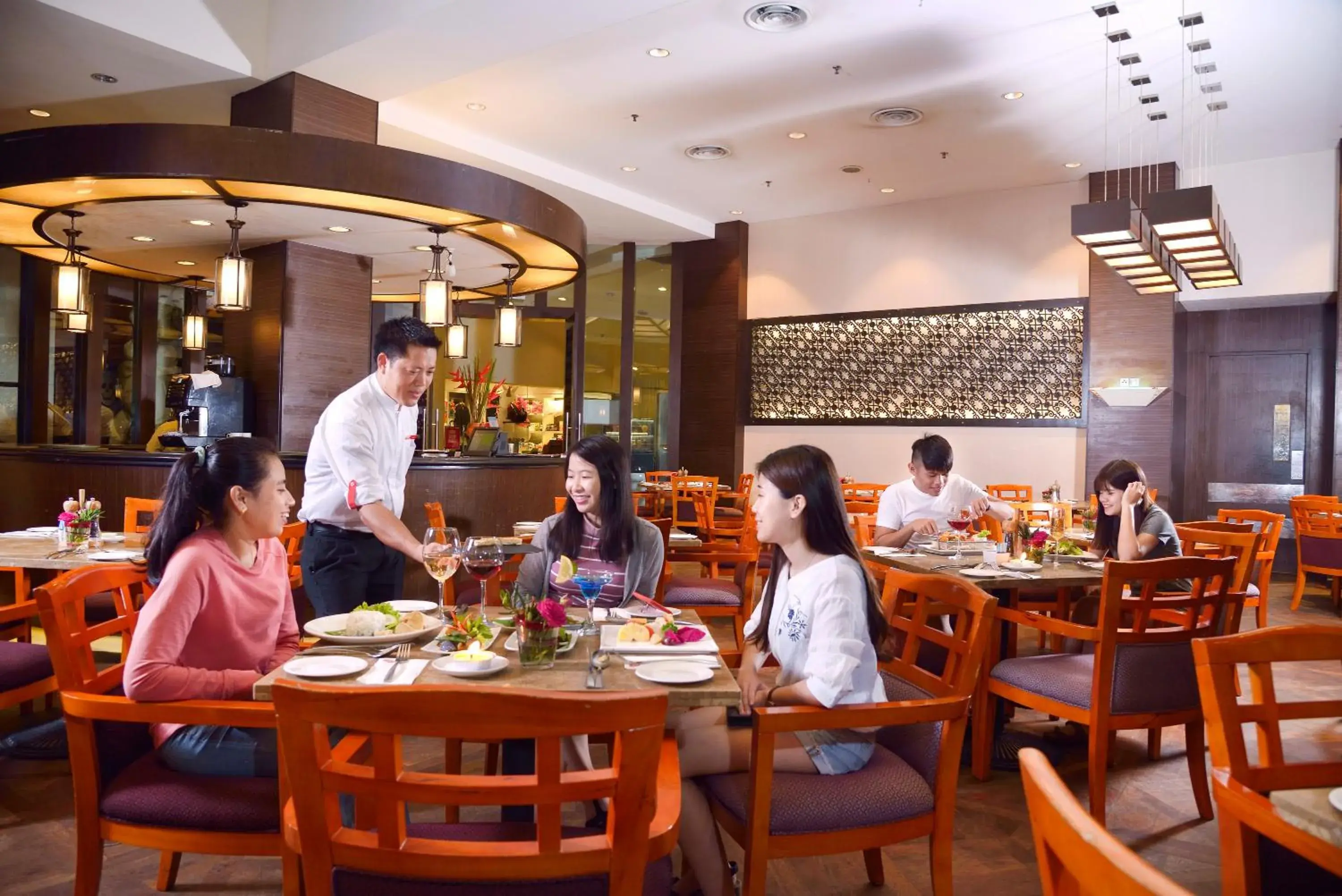 Restaurant/places to eat in Grand Lexis Port Dickson Restaurant/places to eat in Grand Lexis Port Dickson