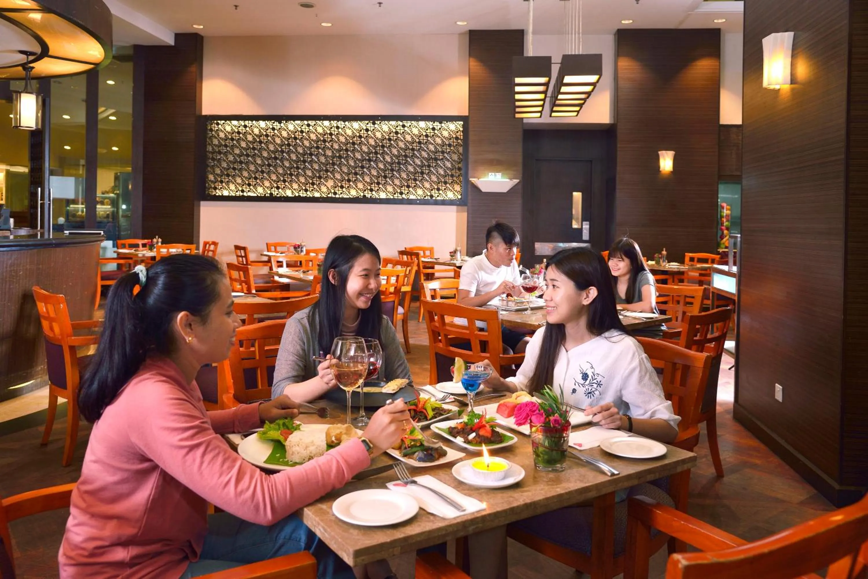 Restaurant/places to eat in Grand Lexis Port Dickson