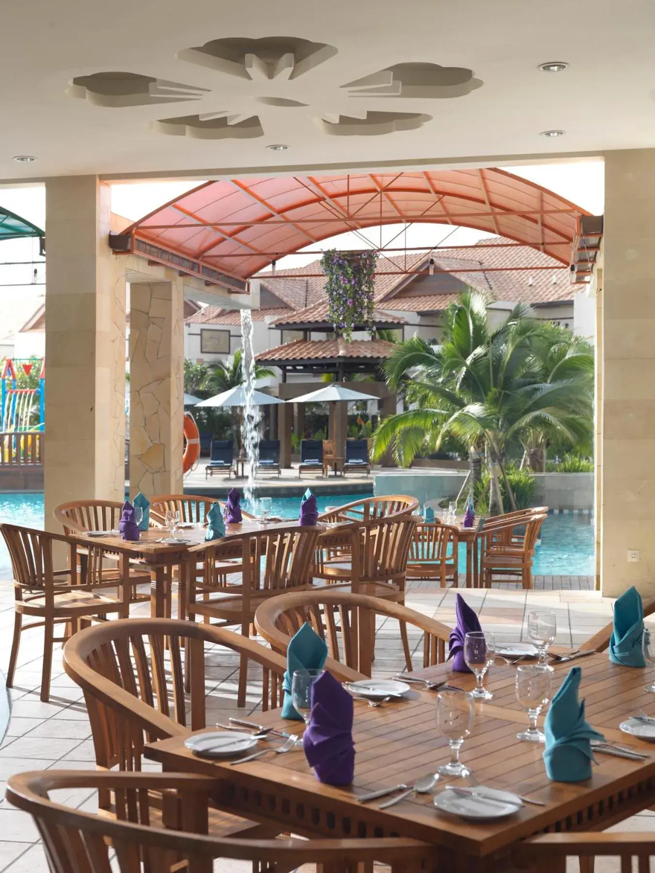 Restaurant/places to eat in Grand Lexis Port Dickson Restaurant/places to eat in Grand Lexis Port Dickson