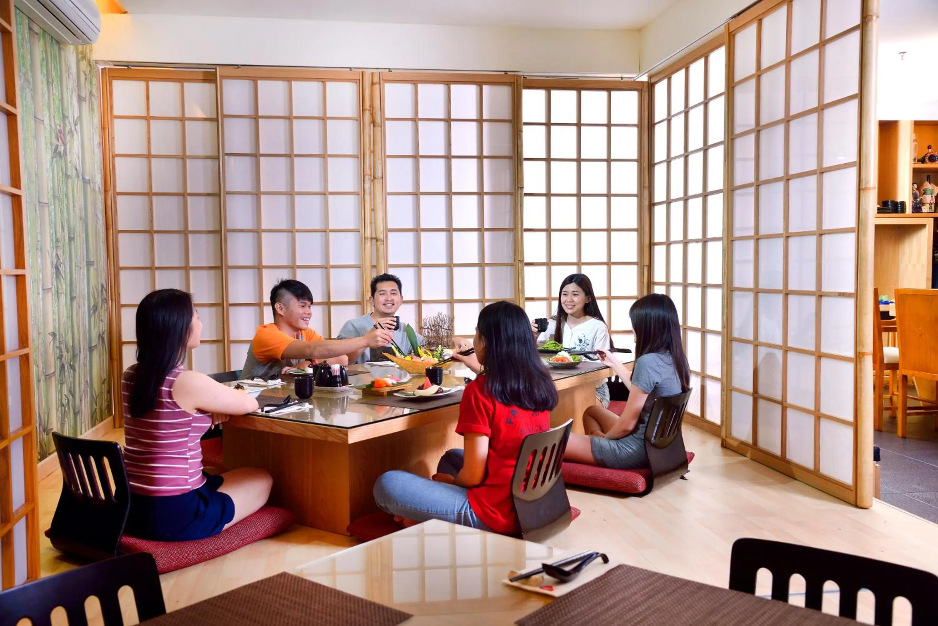 Restaurant/places to eat in Grand Lexis Port Dickson