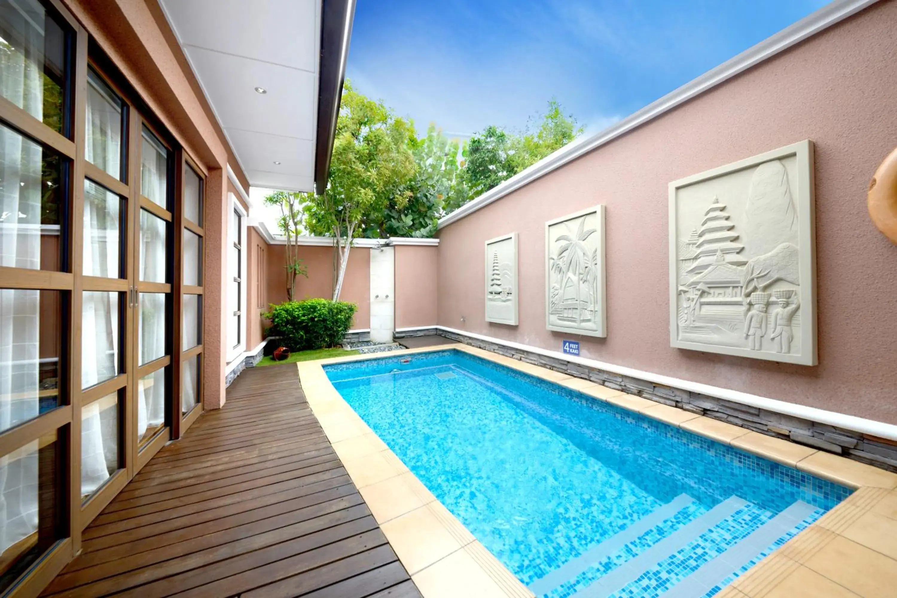 Pool view in Grand Lexis Port Dickson Pool view in Grand Lexis Port Dickson