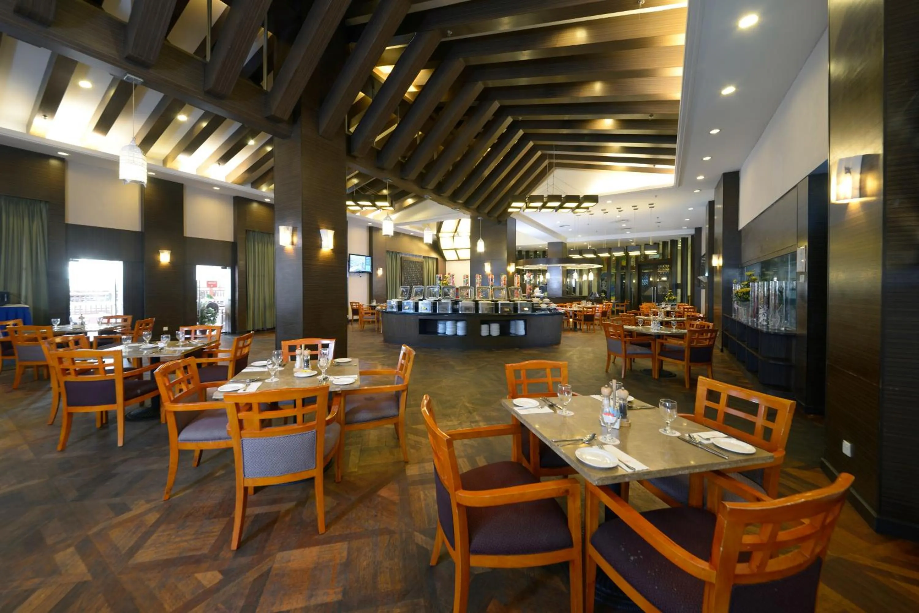 Restaurant/places to eat in Grand Lexis Port Dickson
