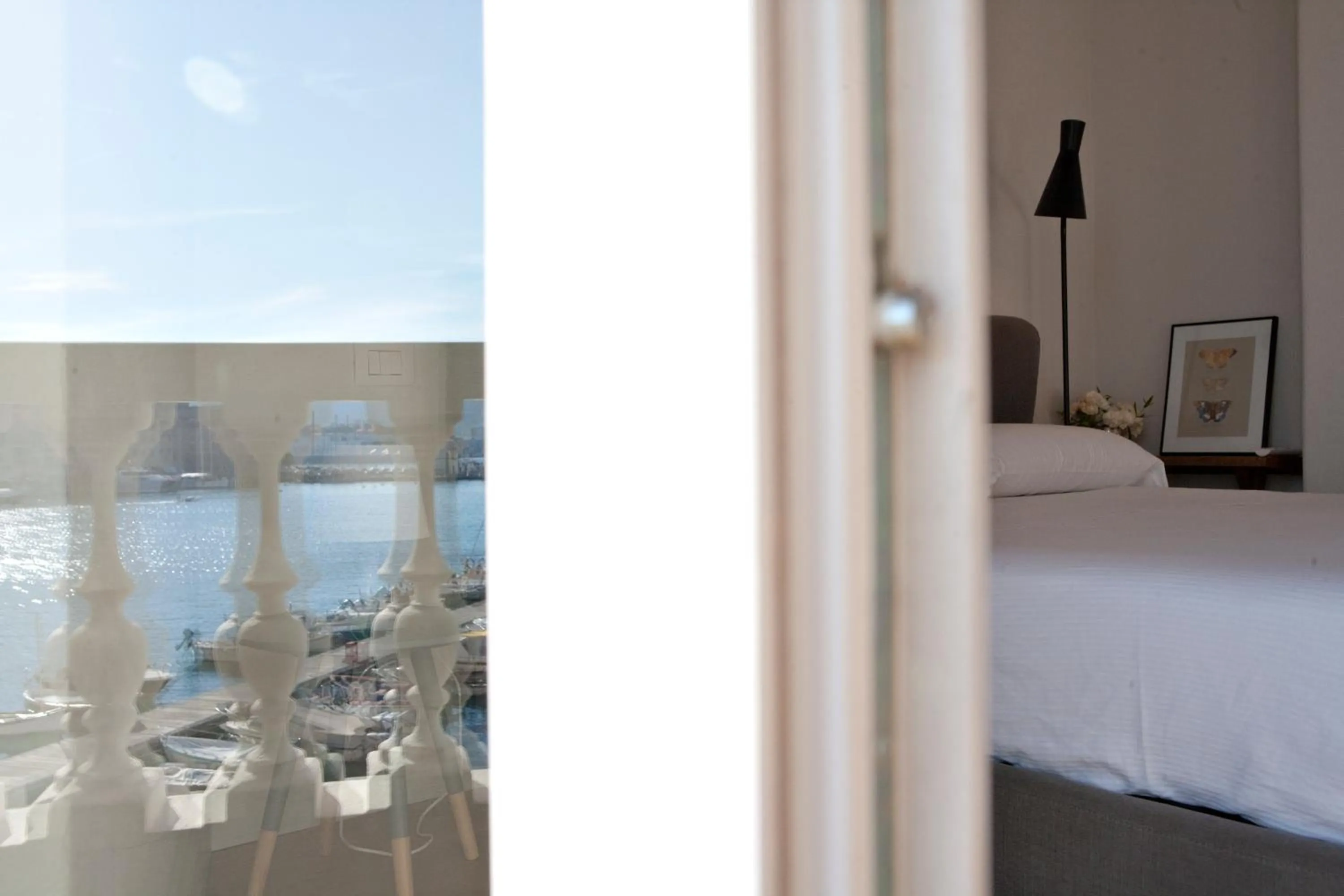 Sea view, Bed in Porto Sole Rooms