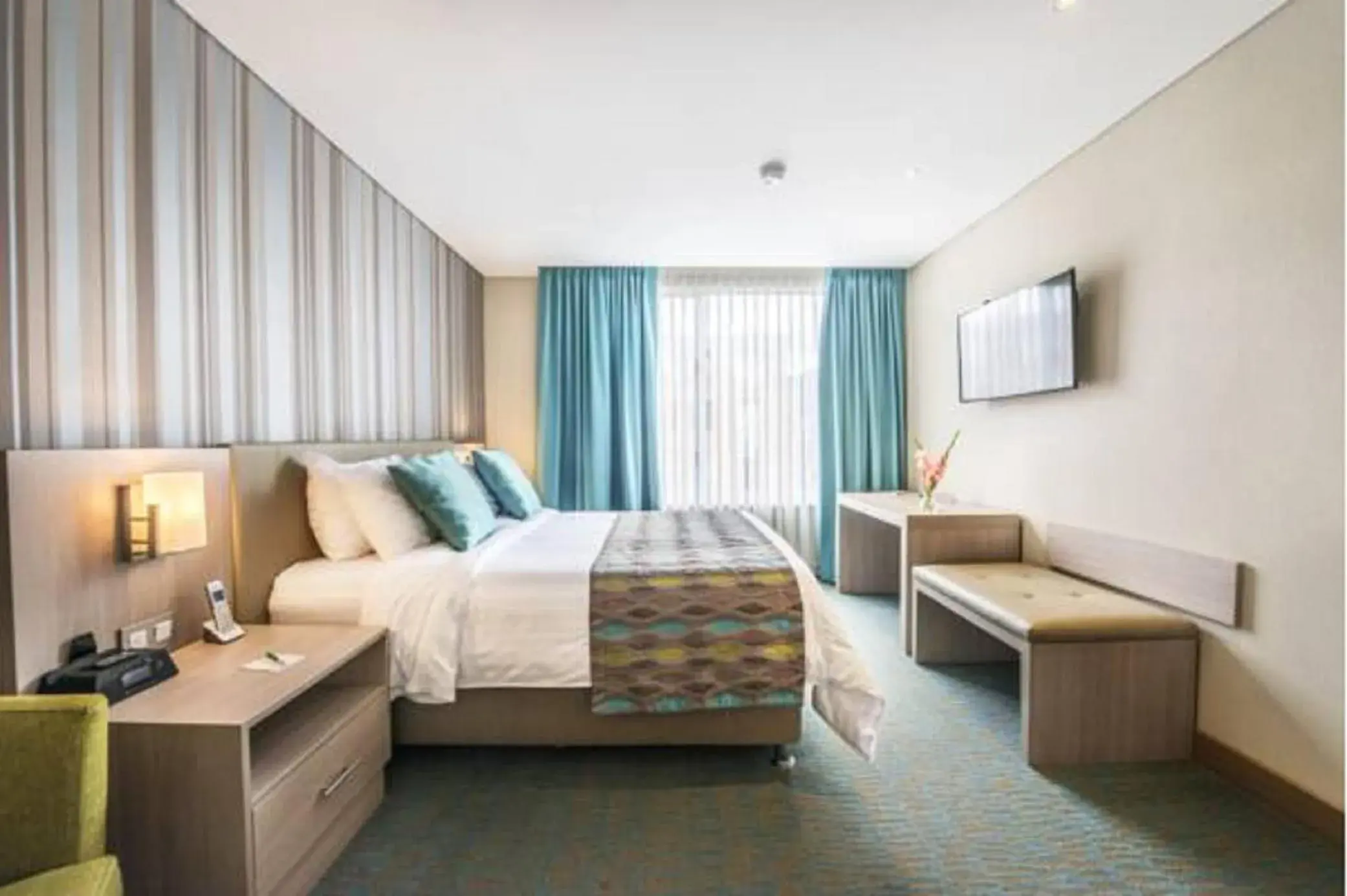 Photo of the whole room, Bed in Hotel Plaza Suites Photo of the whole room, Bed in Hotel Plaza Suites