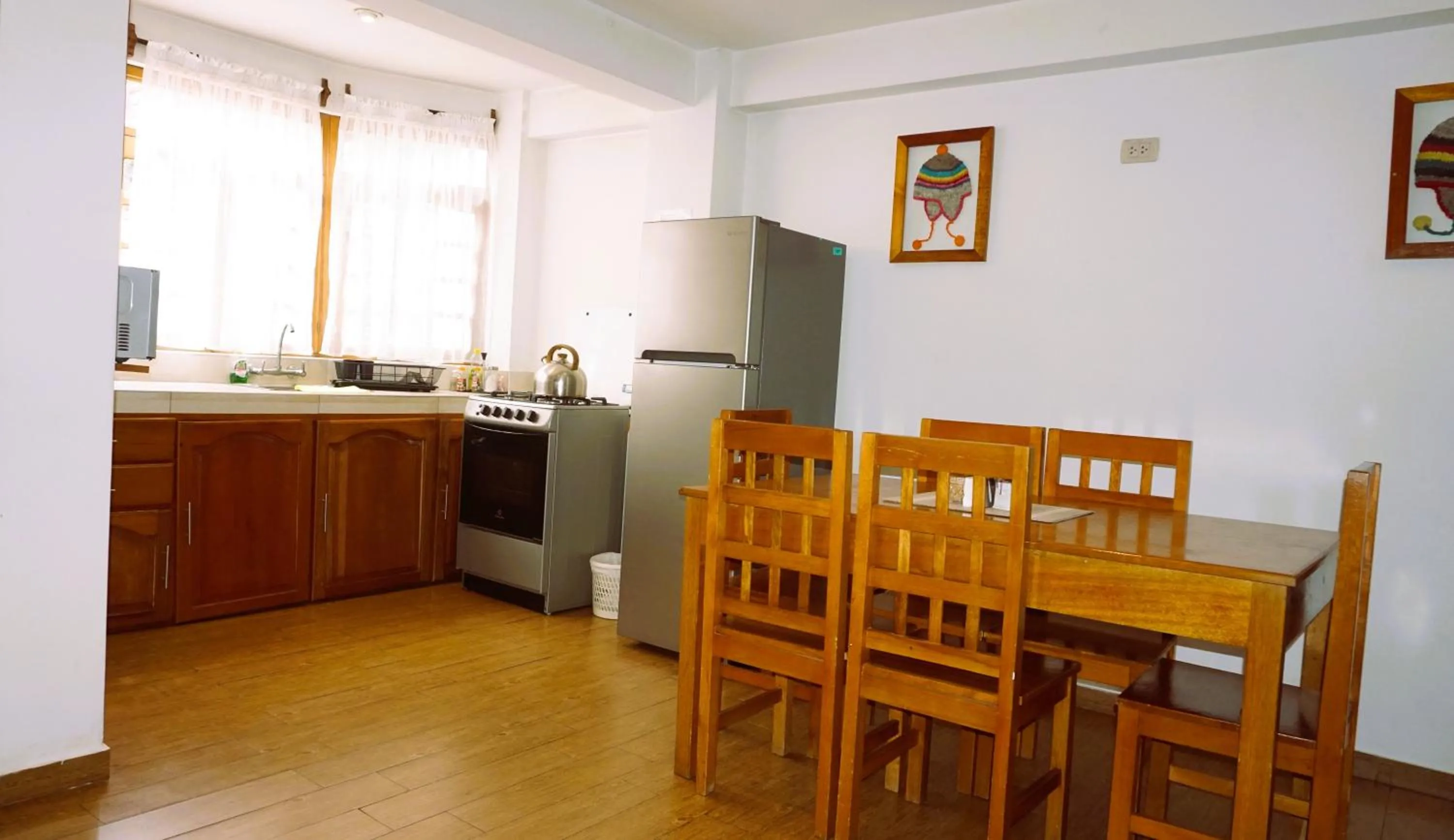 Hotel & Bungalows Villa Valencia