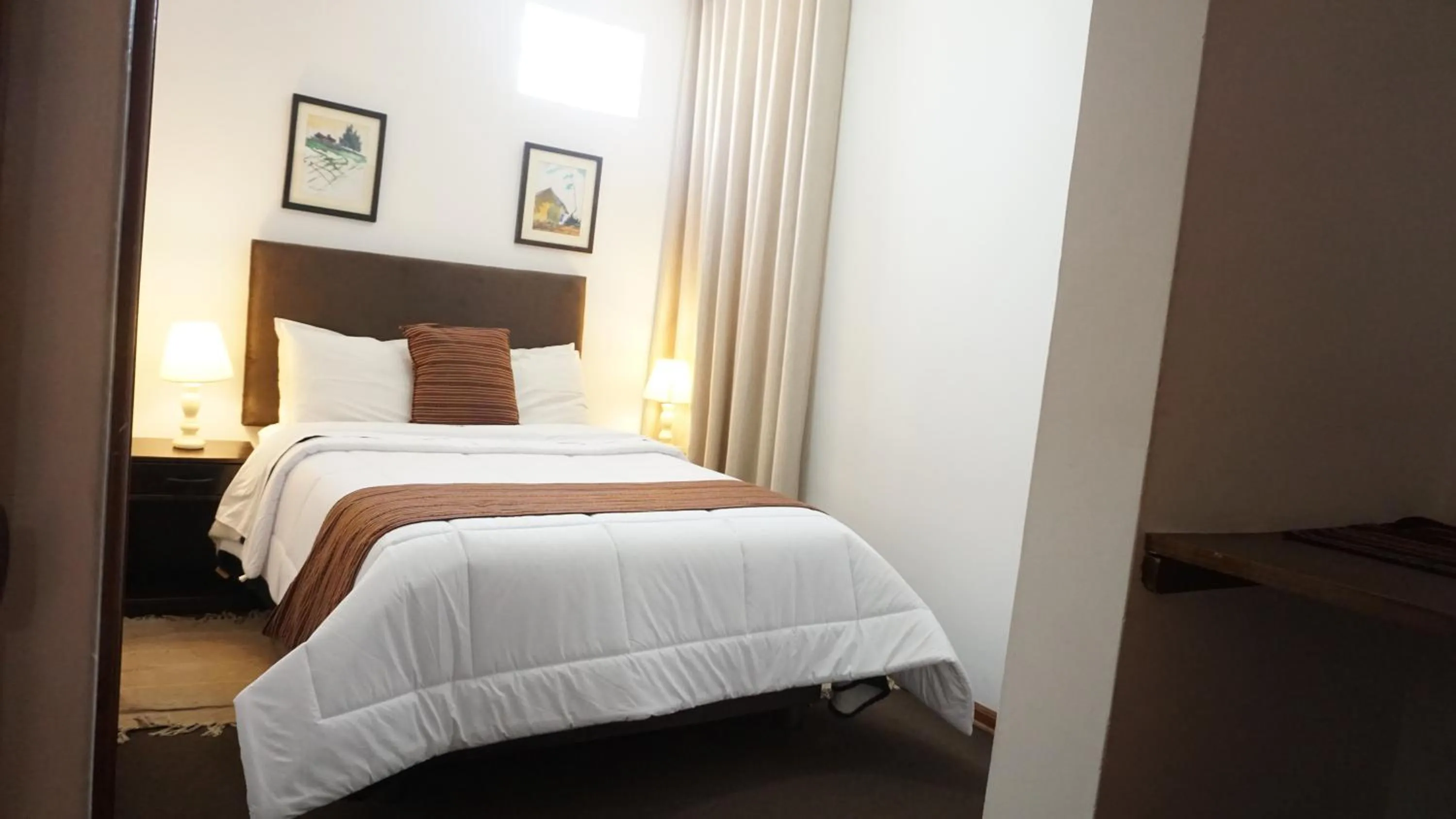 Bed in Hotel & Bungalows Villa Valencia