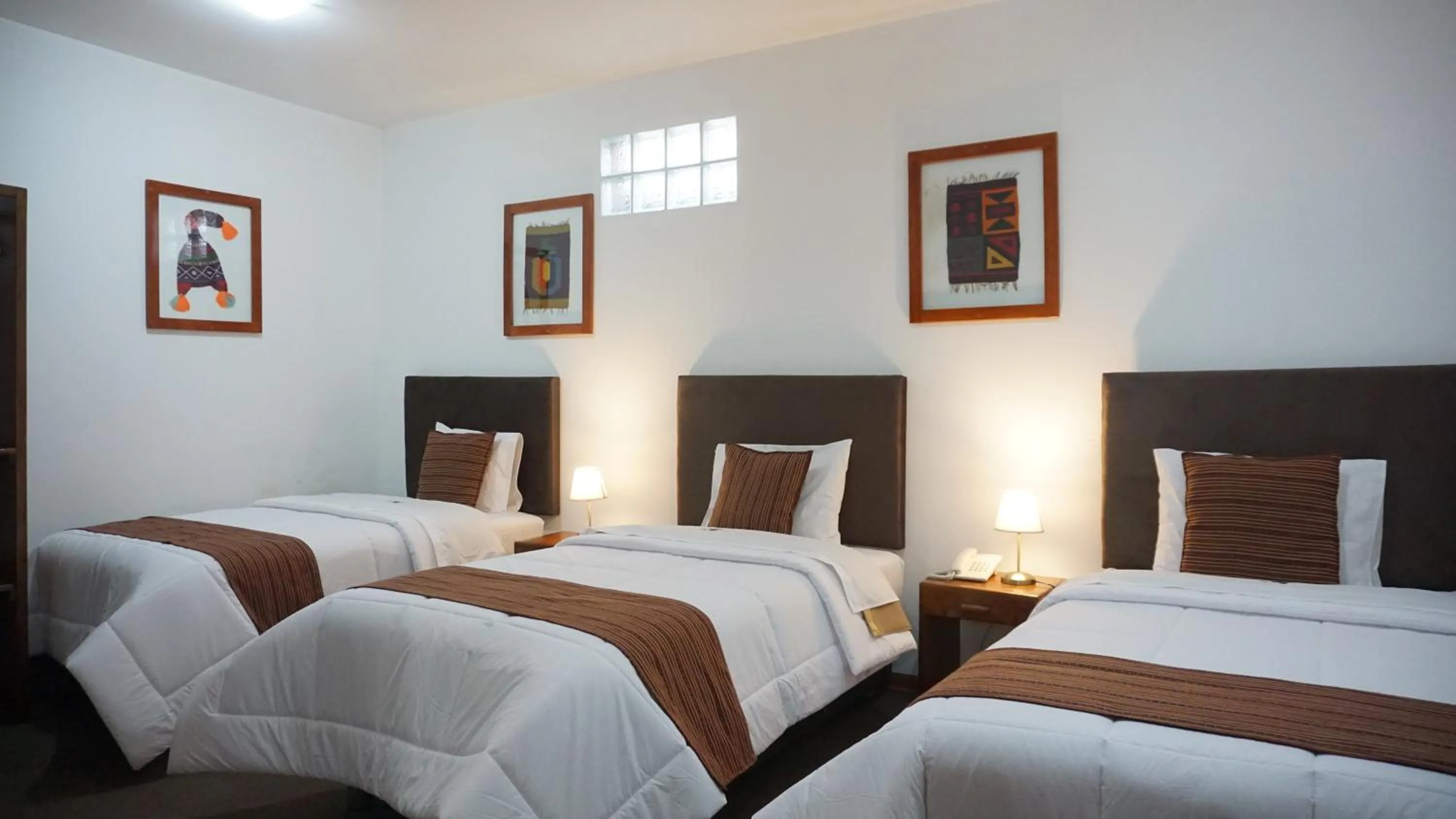 Bed in Hotel & Bungalows Villa Valencia