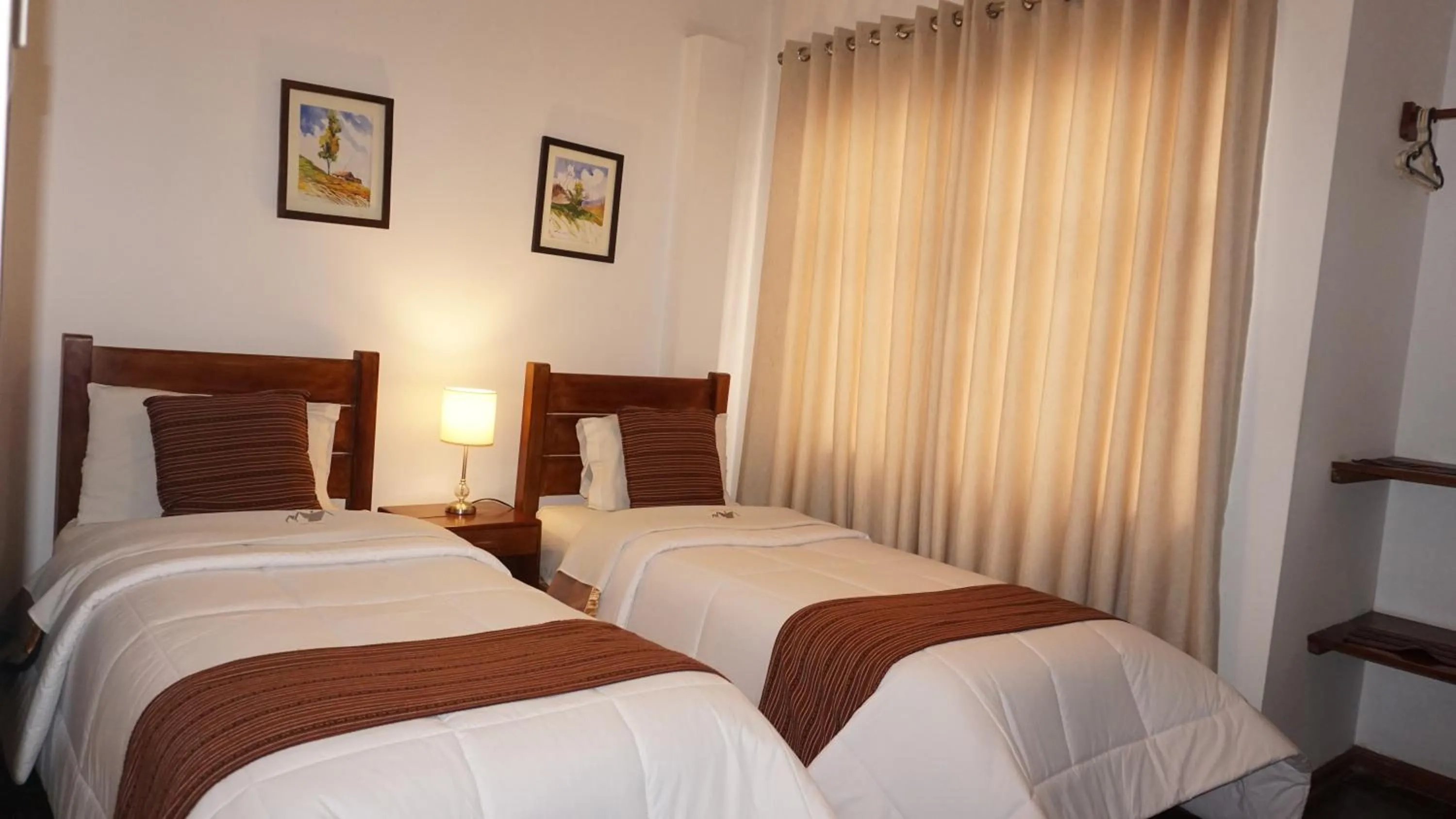 Bed in Hotel & Bungalows Villa Valencia