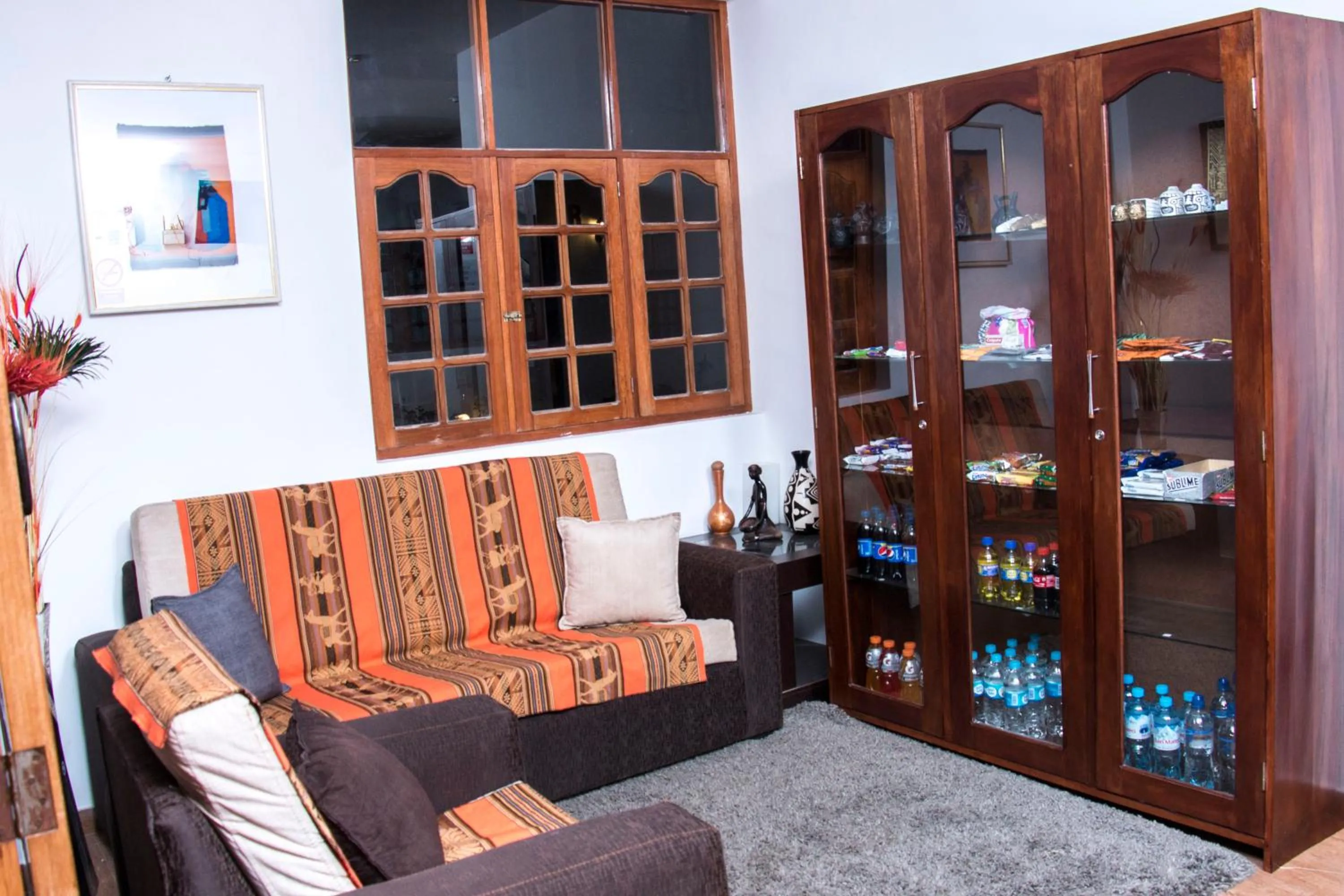 Lobby or reception in Hotel & Bungalows Villa Valencia