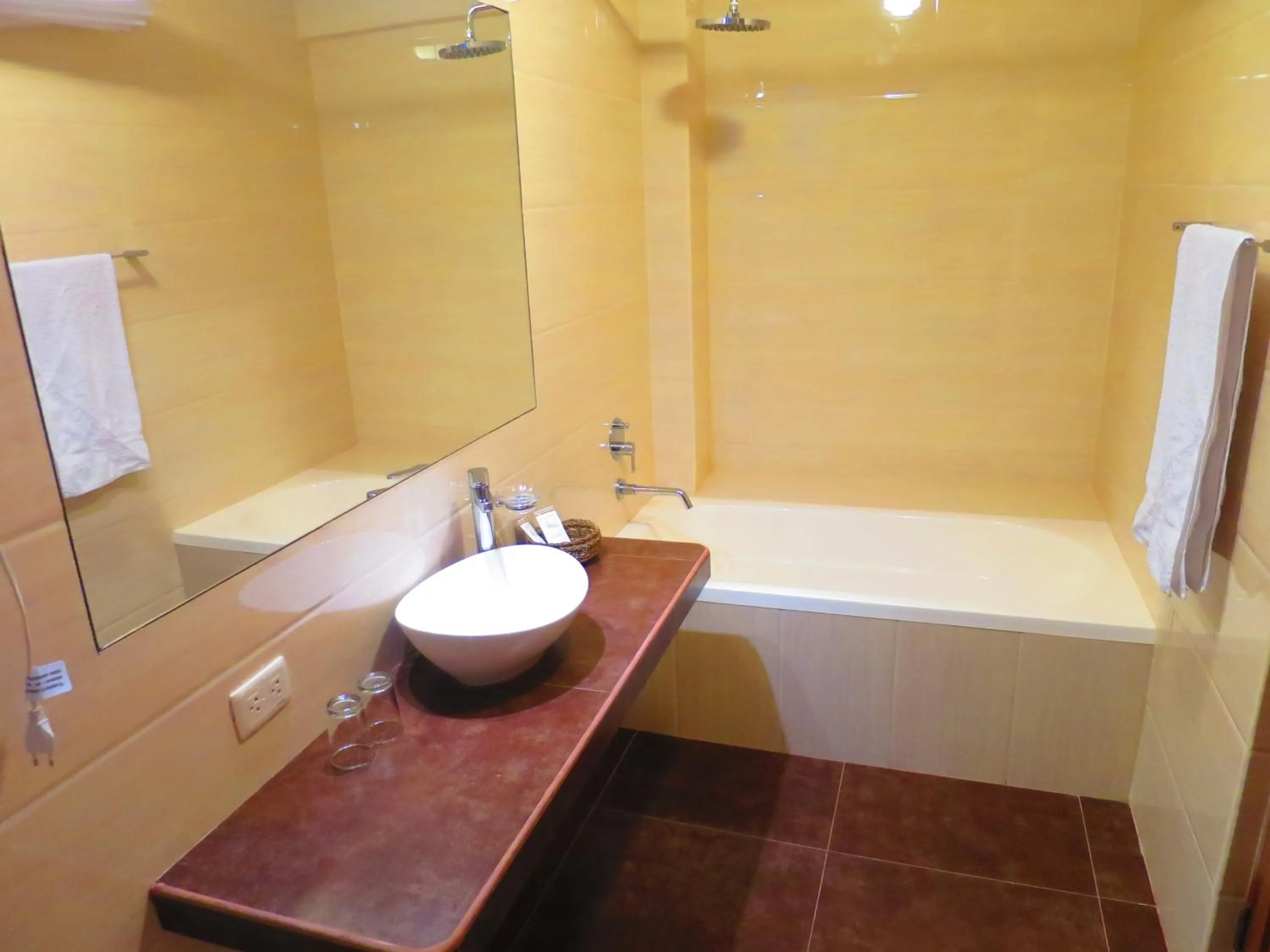 Bath in Terraza de Luna