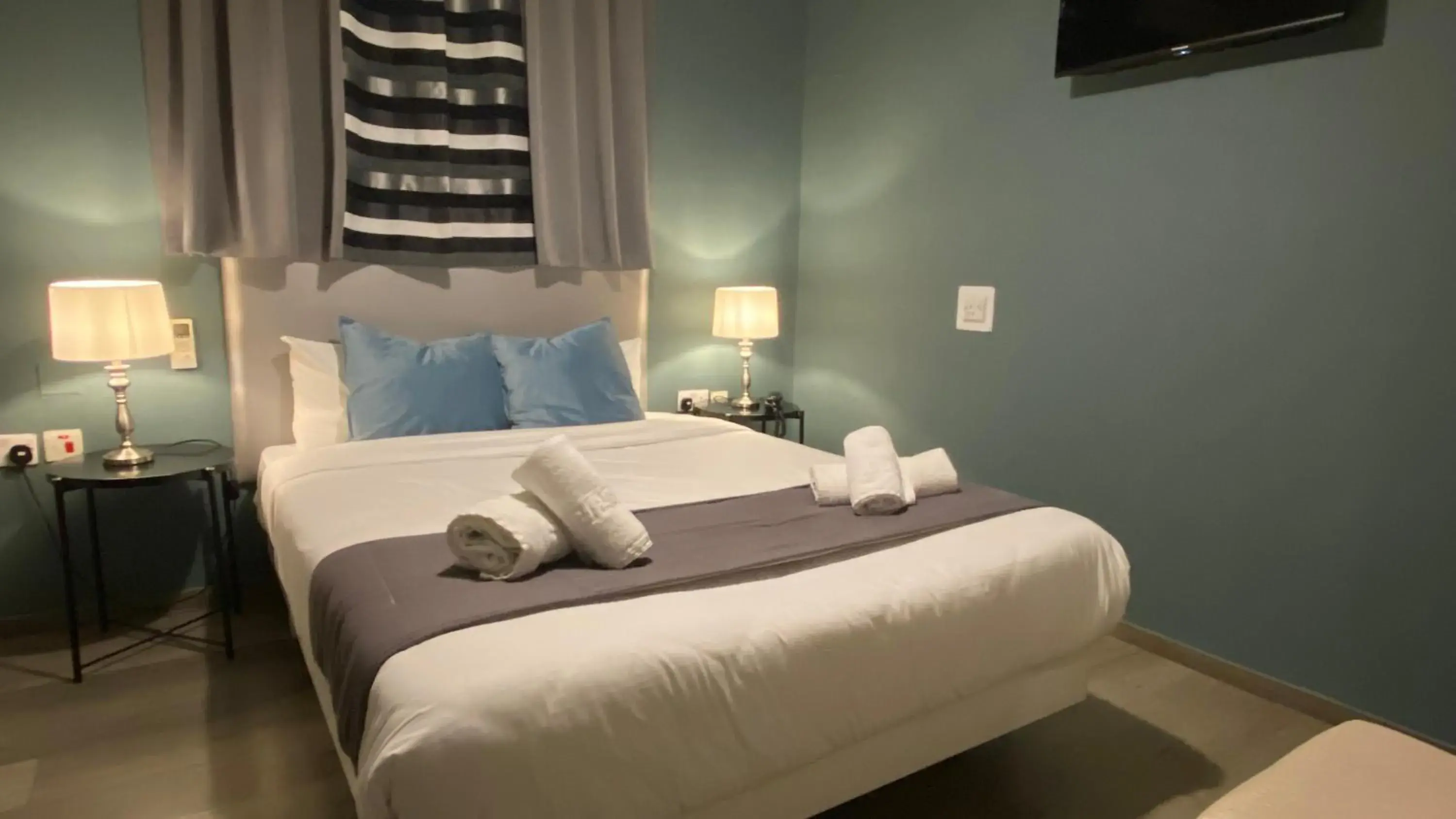 Bedroom, Bed in Sliema Marina Hotel Bedroom, Bed in Sliema Marina Hotel