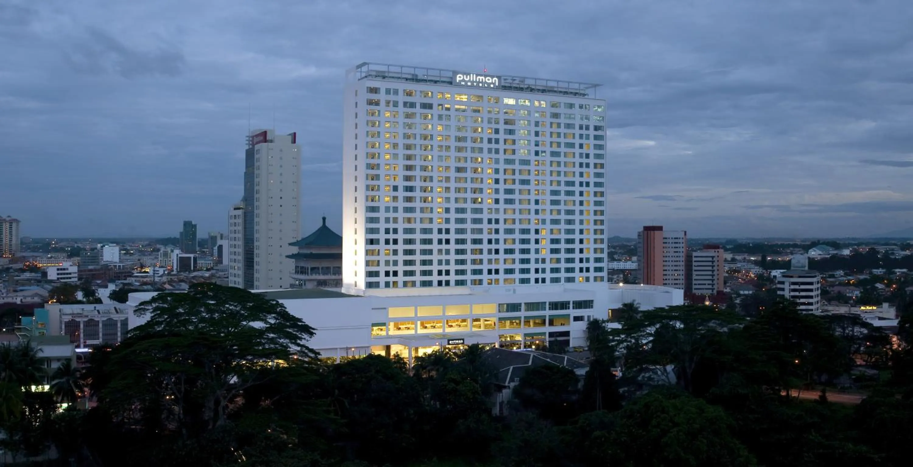 Property building in Pullman Kuching