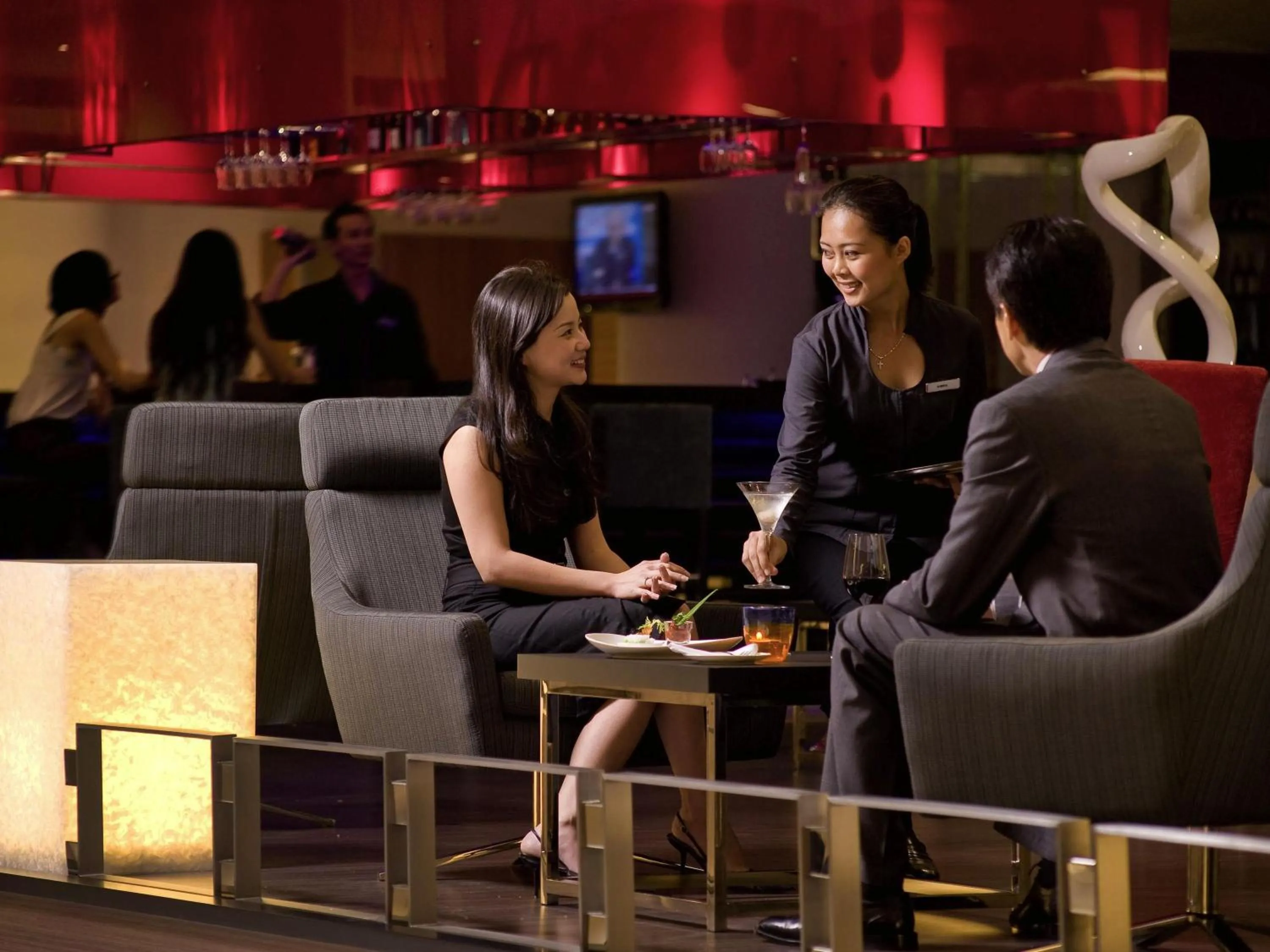 Lounge or bar in Pullman Kuching