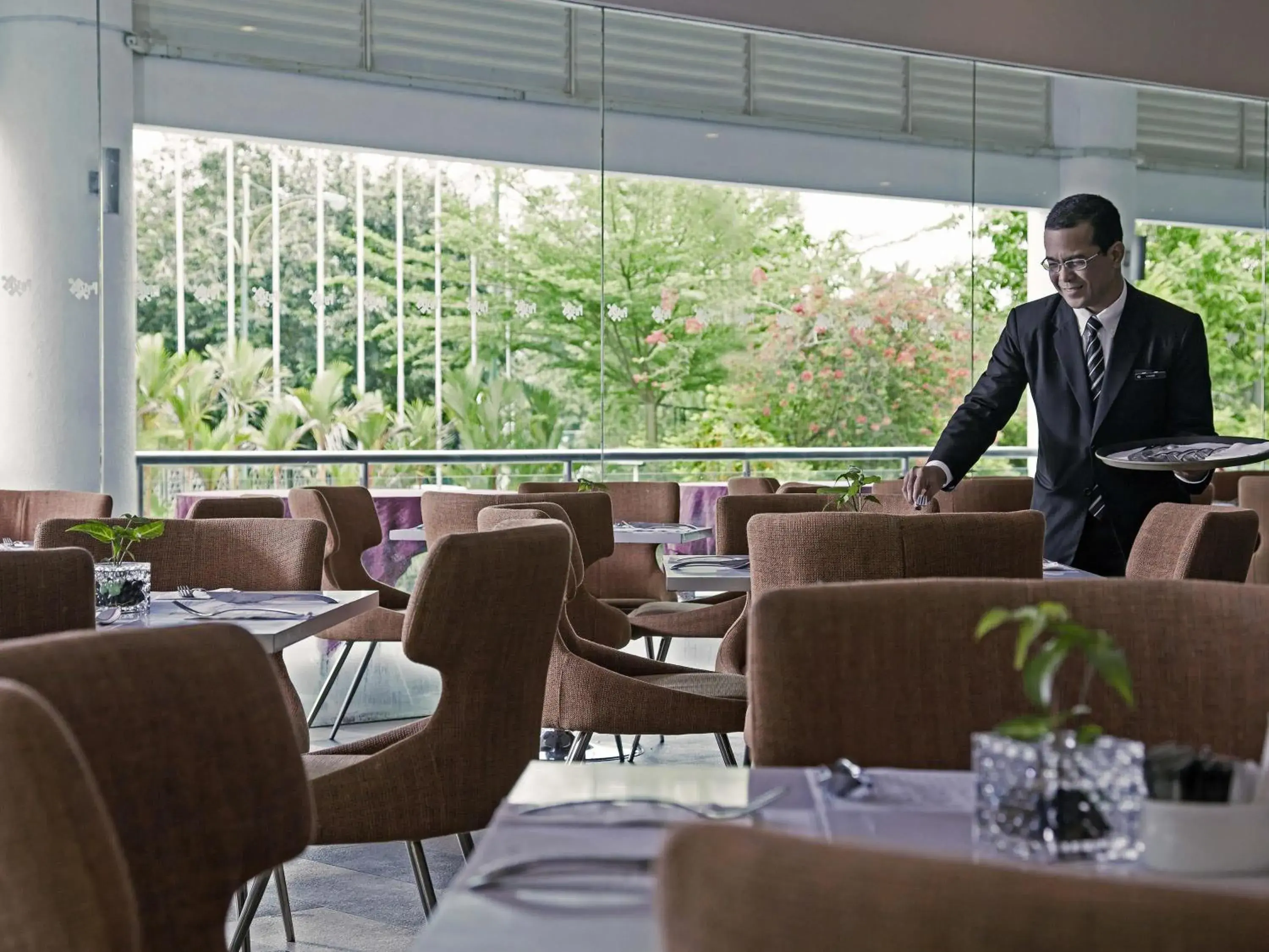 Restaurant/places to eat in Pullman Kuching Restaurant/places to eat in Pullman Kuching