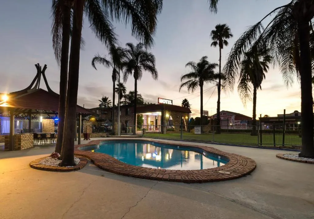 Centrepoint Midcity Motor Inn