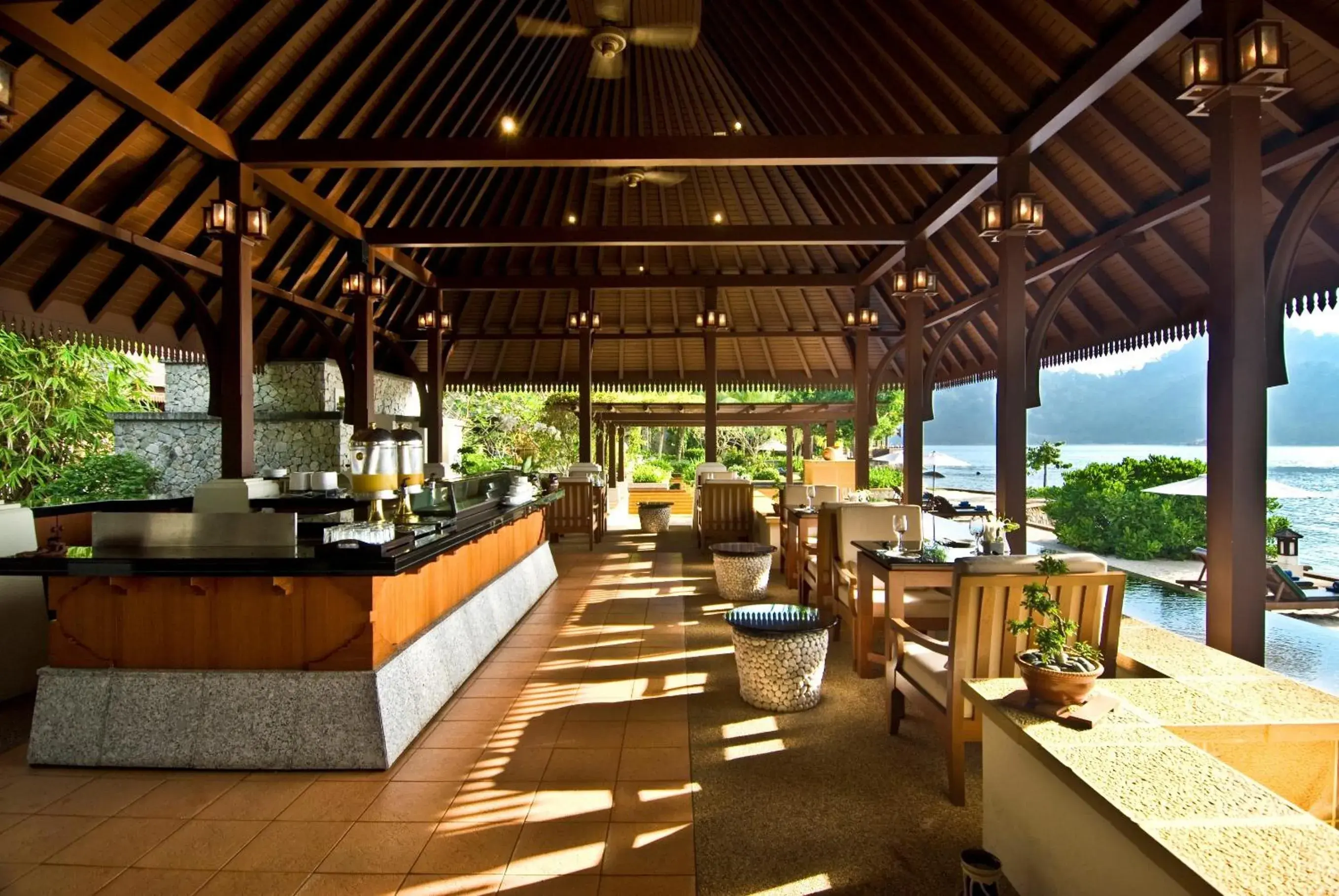 Restaurant/places to eat in Pangkor Laut Resort - Small Luxury Hotels of the World Restaurant/places to eat in Pangkor Laut Resort - Small Luxury Hotels of the World