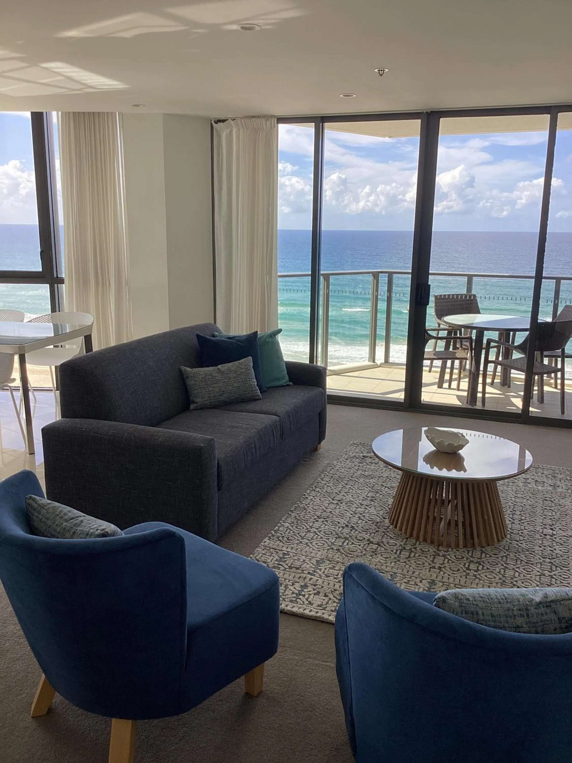 Living room in Rhapsody Resort - Official