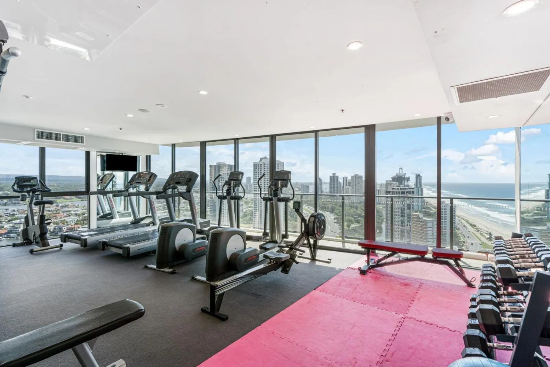 Area and facilities in Rhapsody Resort - Official