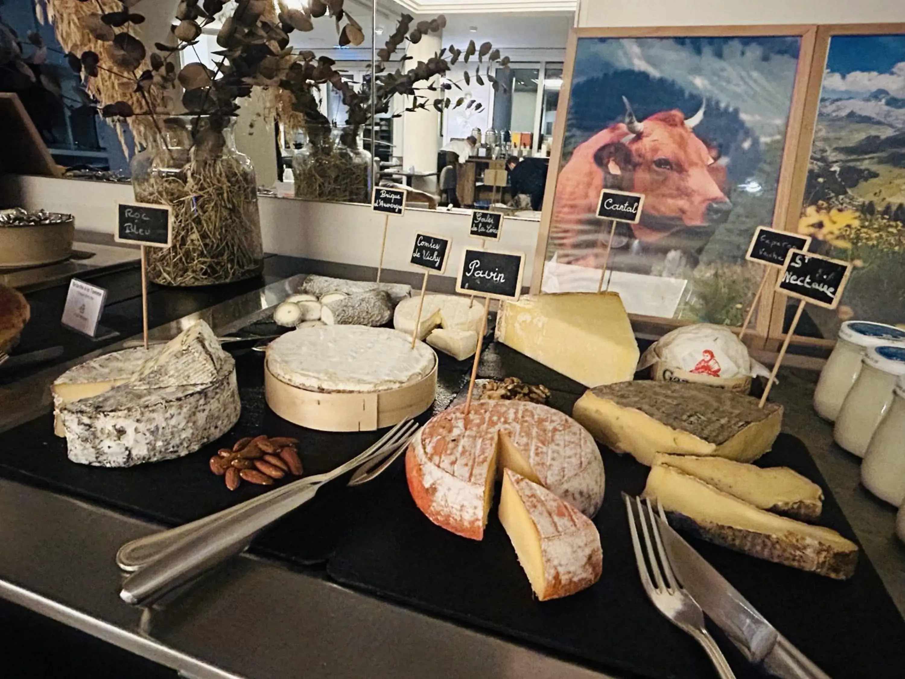 Breakfast in Célestins Spa Thermal & Hôtel by Vy Resort Breakfast in Célestins Spa Thermal & Hôtel by Vy Resort