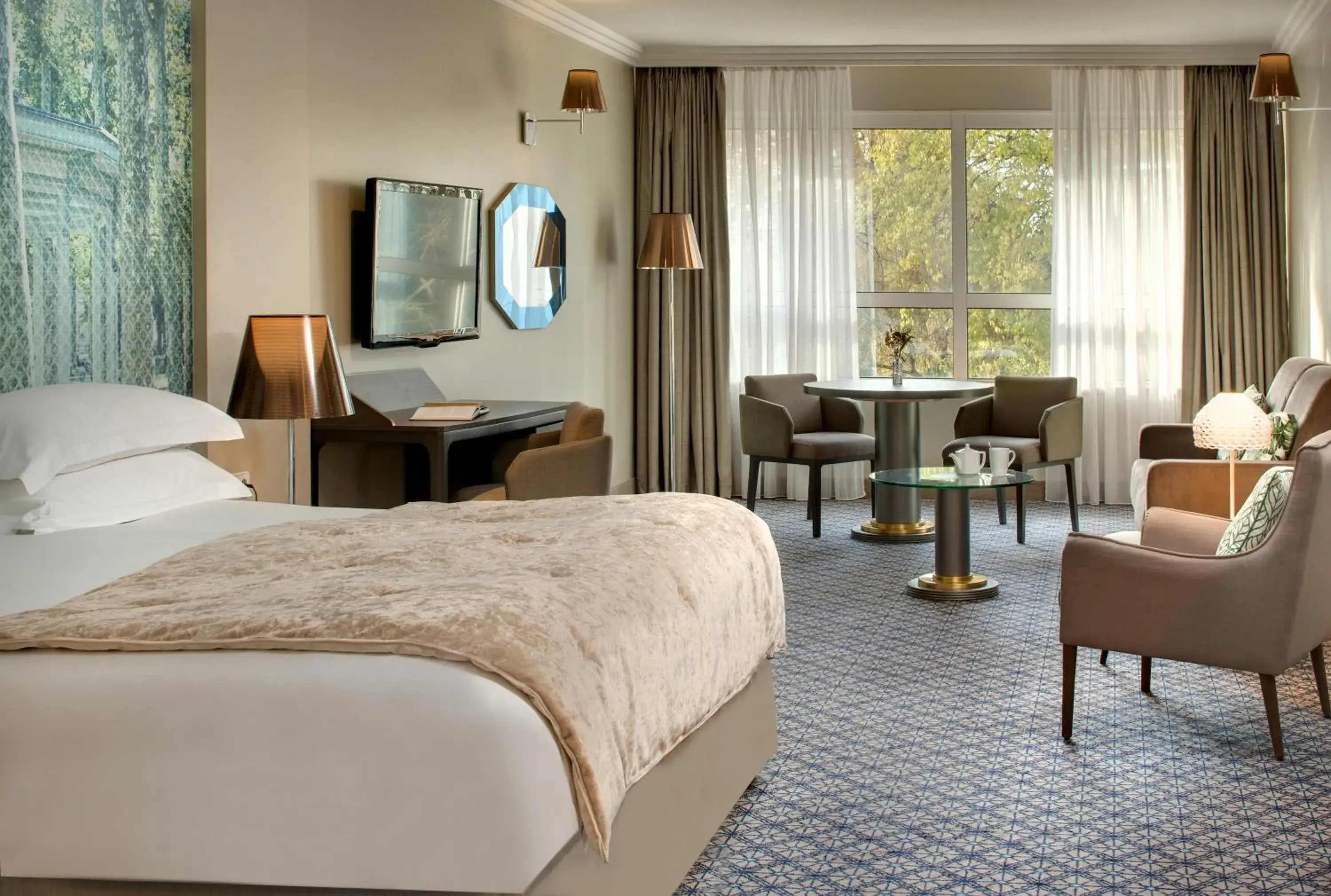 Bedroom, Bed in Célestins Spa Thermal & Hôtel by Vy Resort Bedroom, Bed in Célestins Spa Thermal & Hôtel by Vy Resort