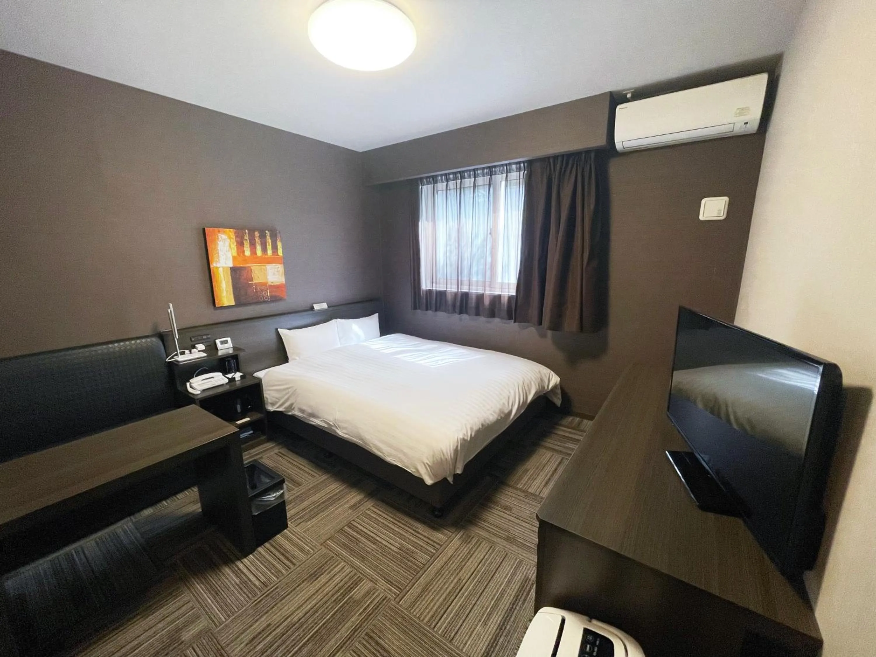 Photo of the whole room, Bed in Hotel Route Inn Ise