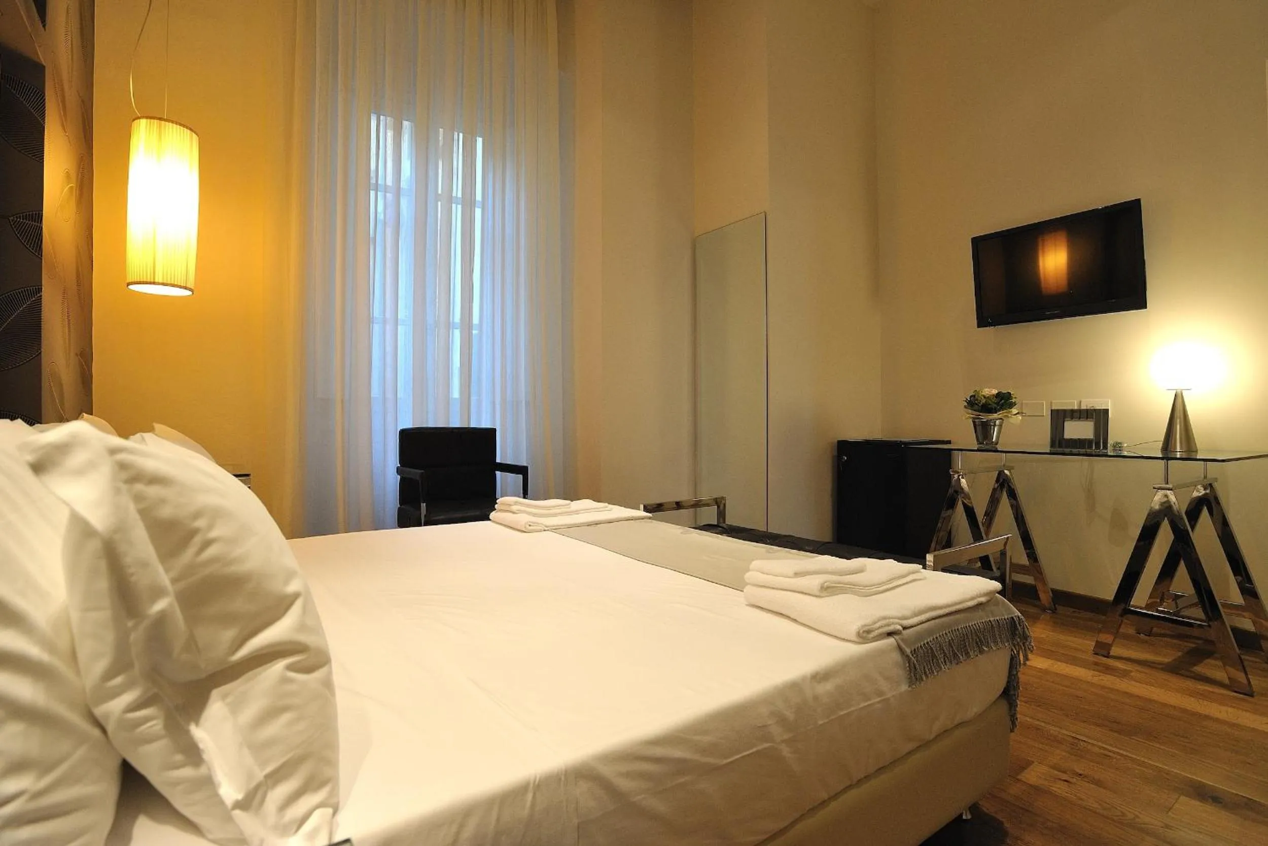 Photo of the whole room, Bed in Luxury B&B La Dimora Degli Angeli