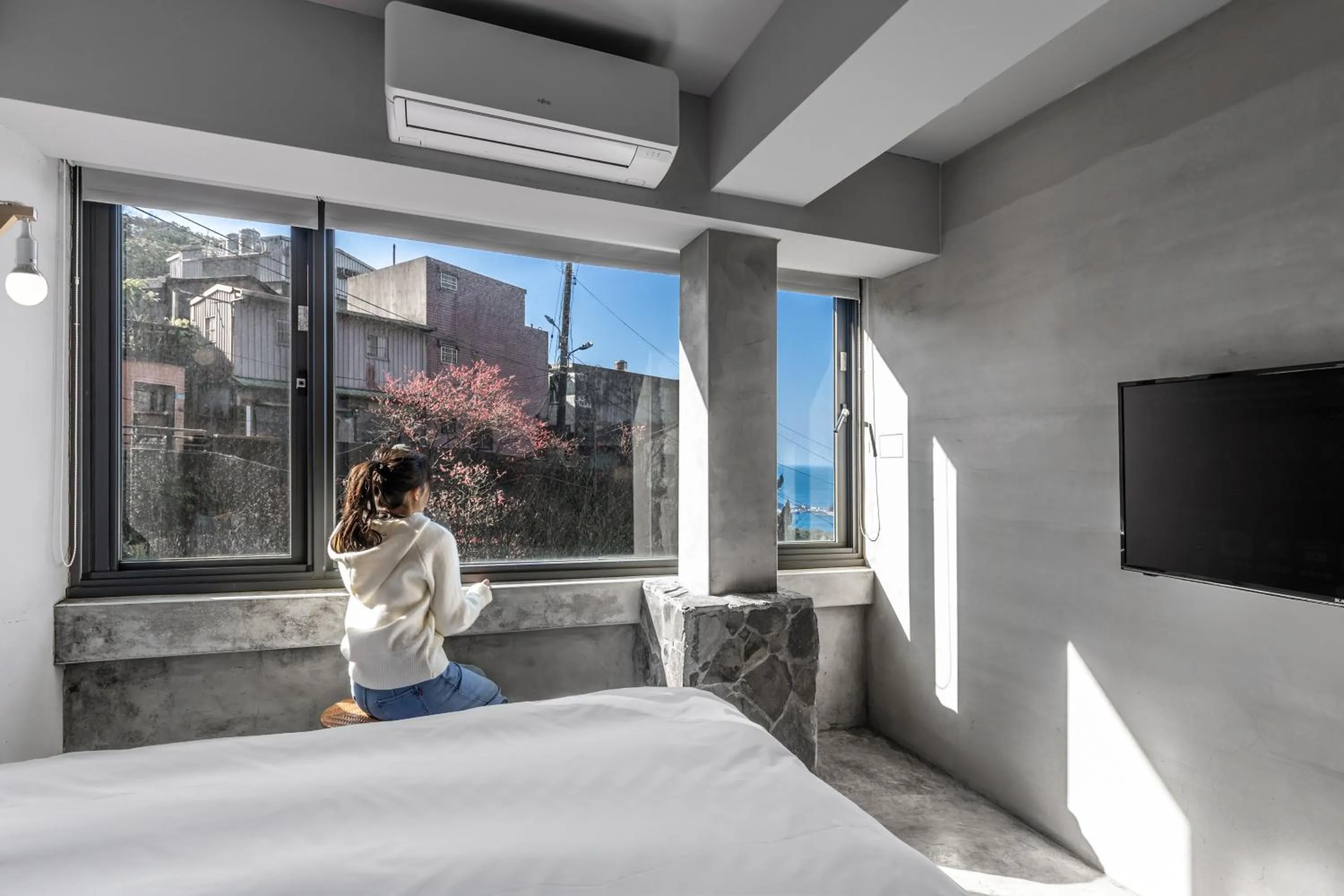 Photo of the whole room, Bed in Jiufen Ore Inn