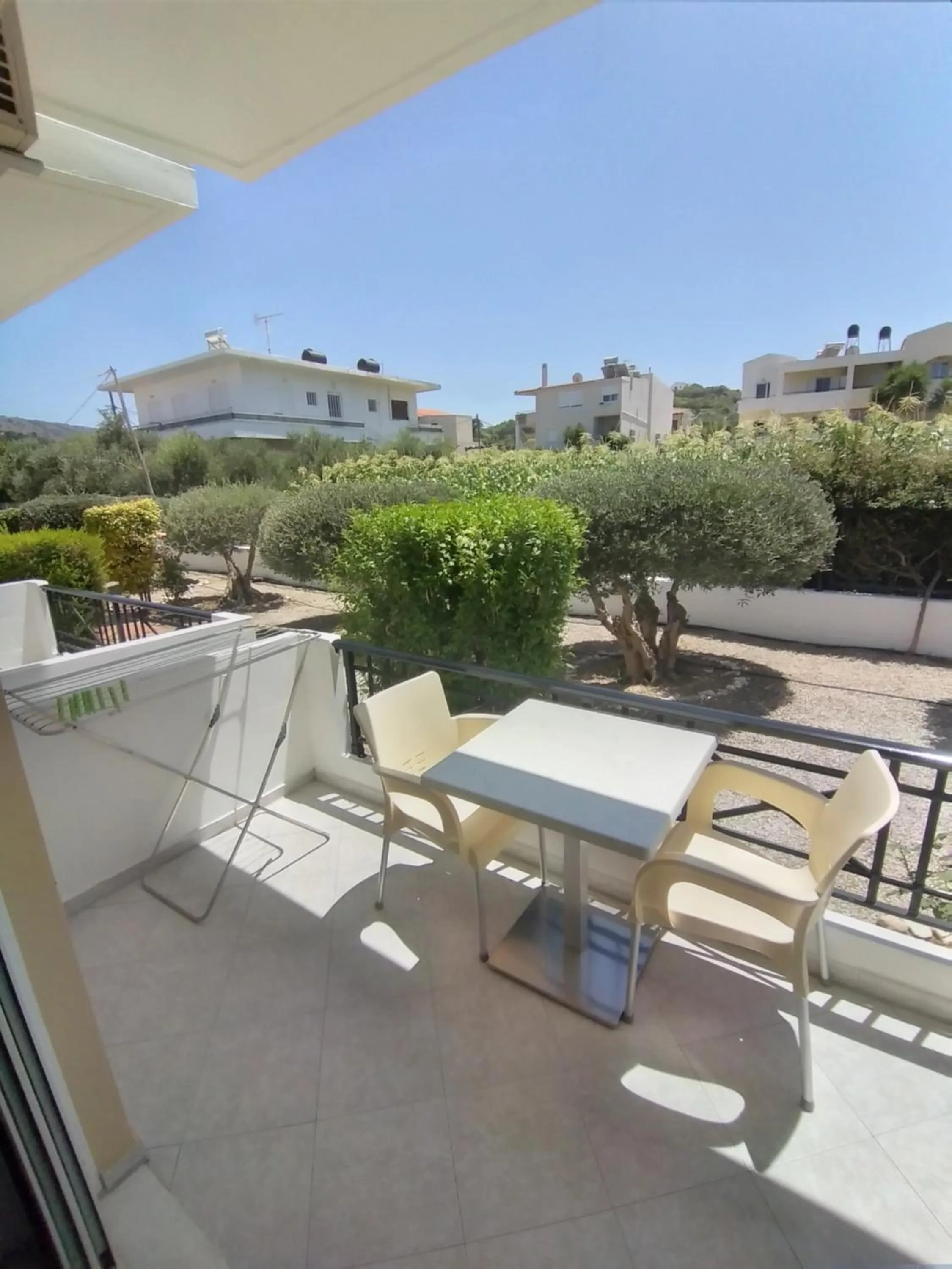 Garden view in Niriides