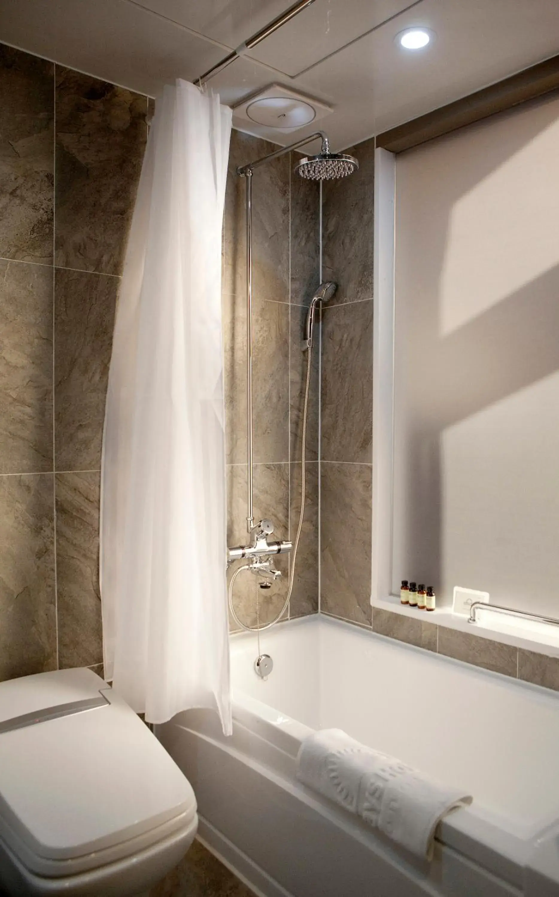 Standard Twin Room in S Stay Dongtan Hotel Standard Twin Room in S Stay Dongtan Hotel