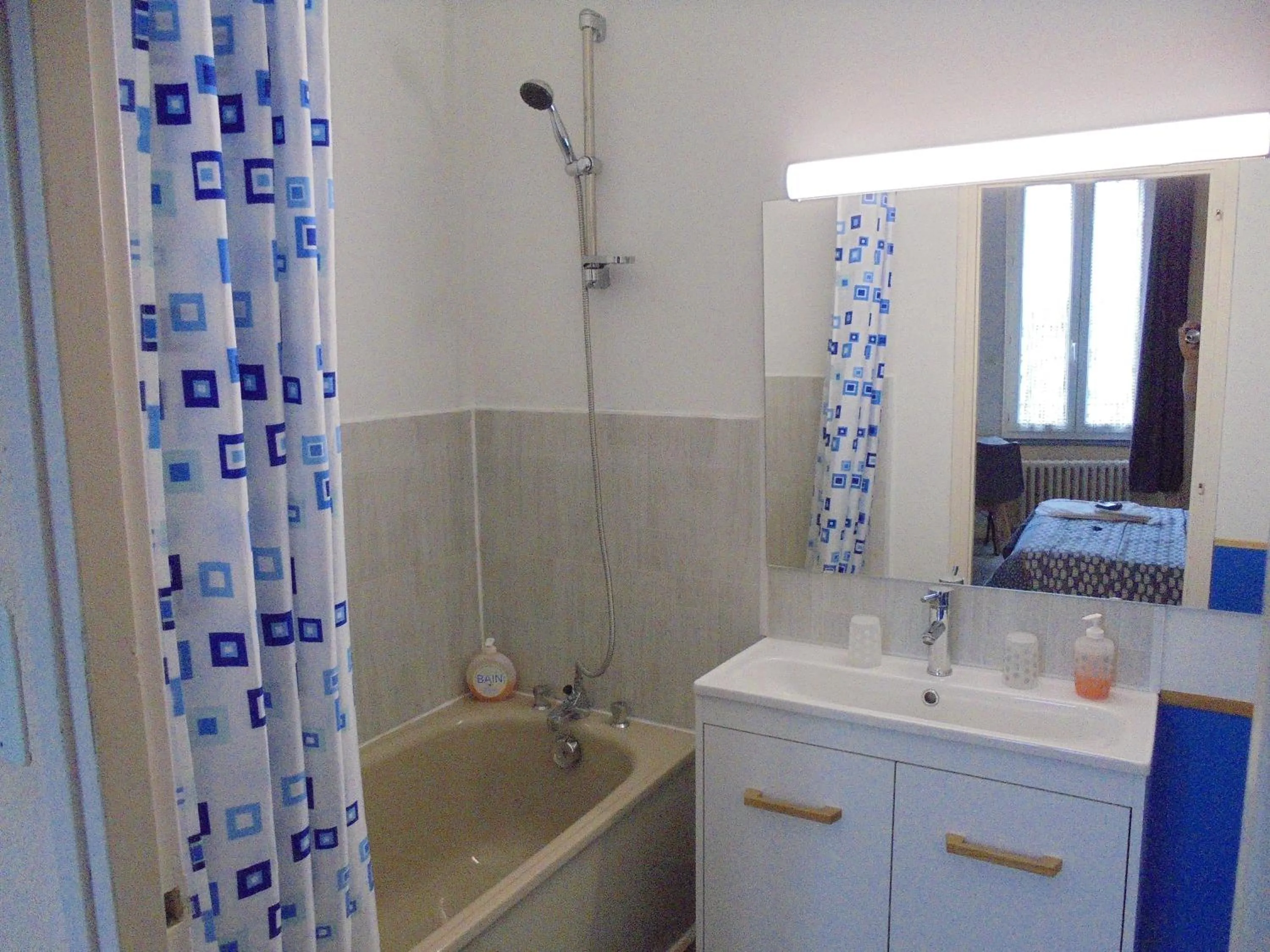 Bathroom in Hotel De La Gare